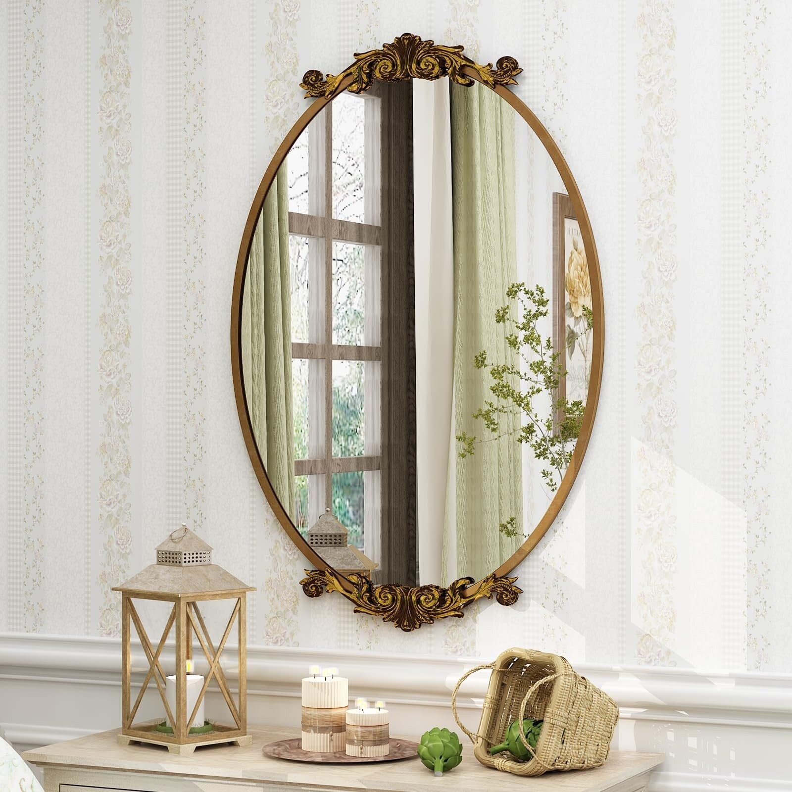 Miroir mural baroque ovale vintage orné