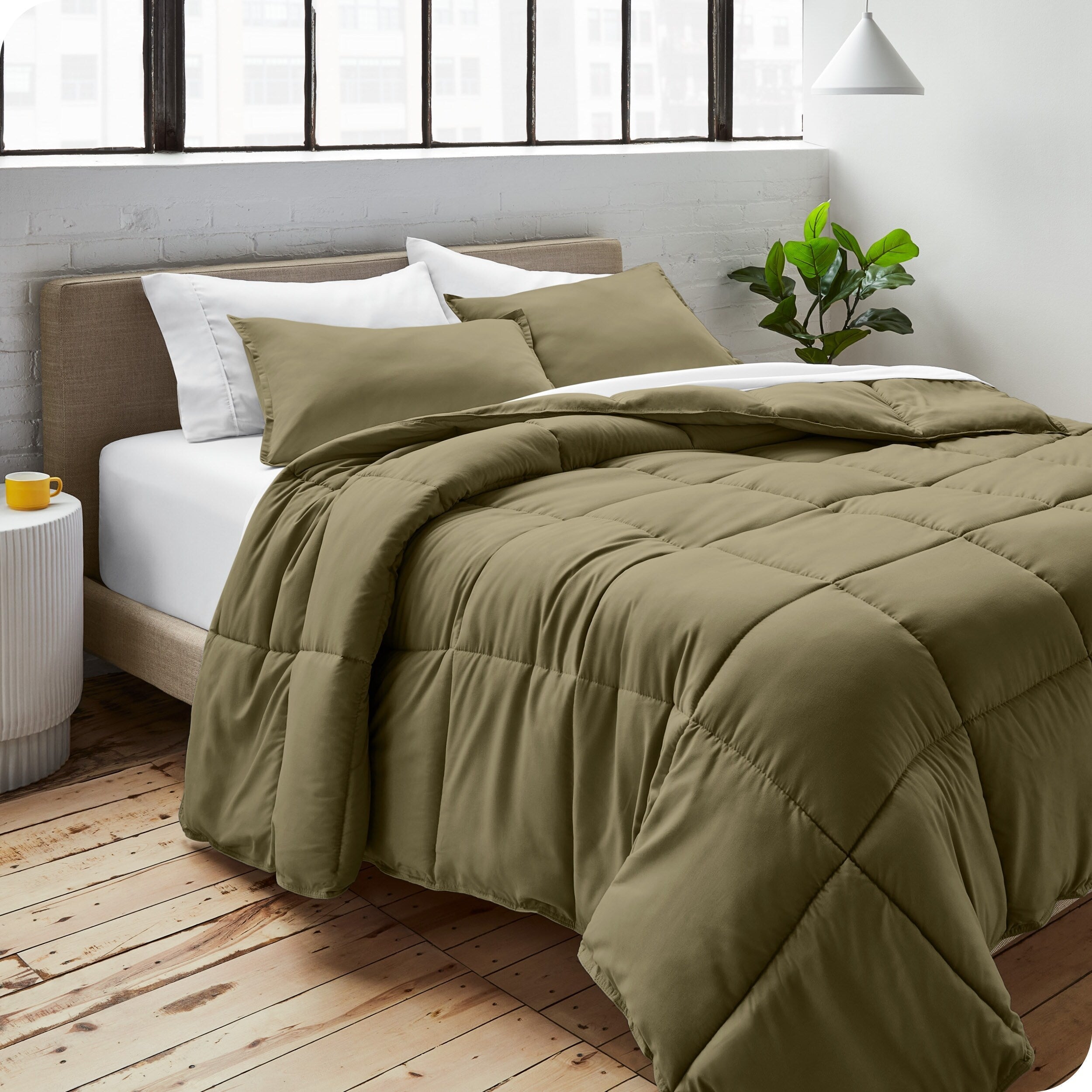 Ensemble de couette hypoallergénique en duvet alternatif Bare Home