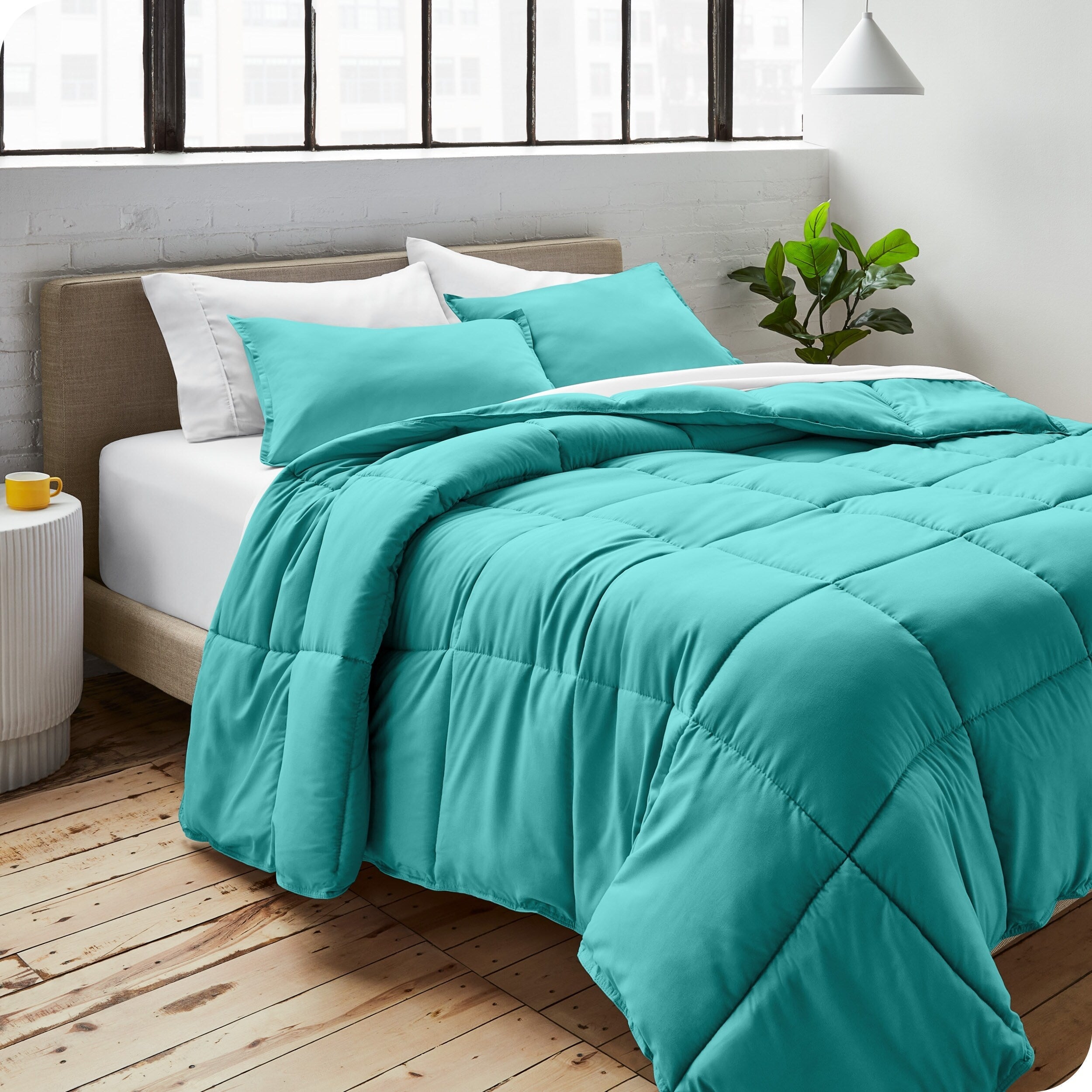 Ensemble de couette hypoallergénique en duvet alternatif Bare Home