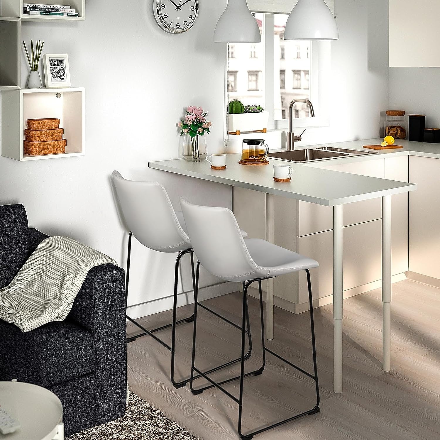 Tabourets de bar Bossin 18/26/30 pouces, tabourets de bar à hauteur de comptoir avec dossier, tabourets modernes en cuir PU, chaise de salle à manger avec repose-pieds