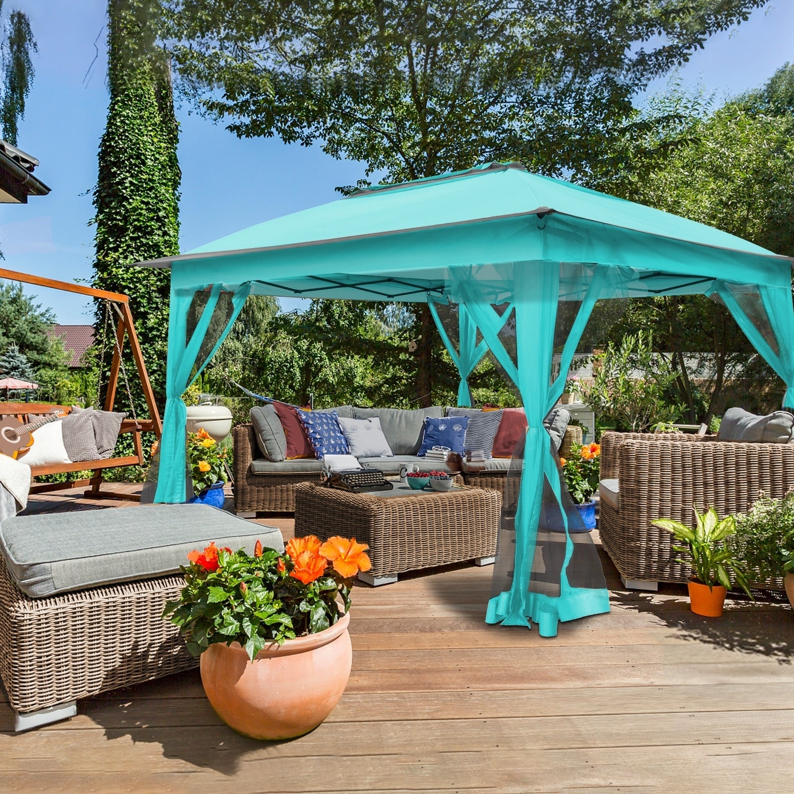 Gazebo escamotable en acier Cozywor de 11 pi x 11 pi avec moustiquaire