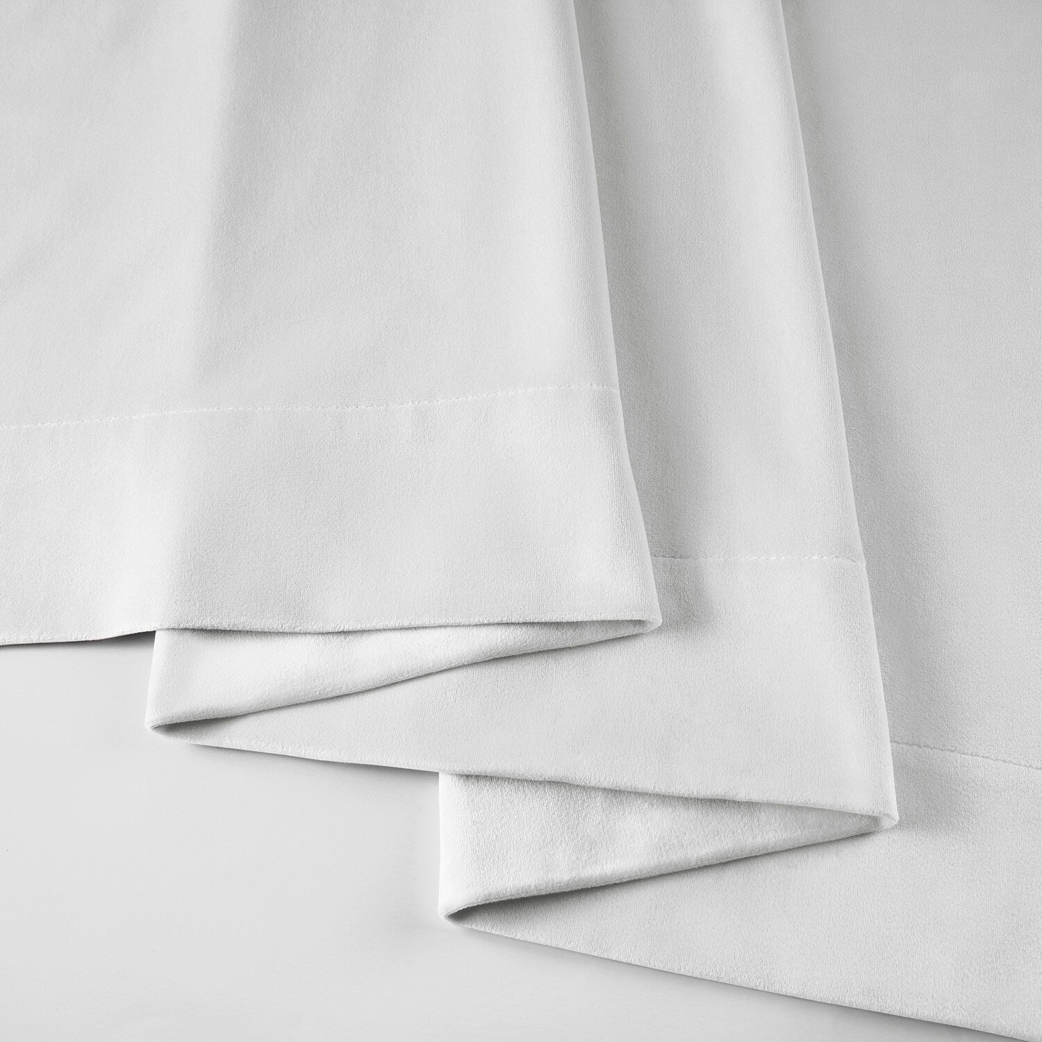 Rideau occultant en velours Signature Exclusive Fabrics (1 panneau)