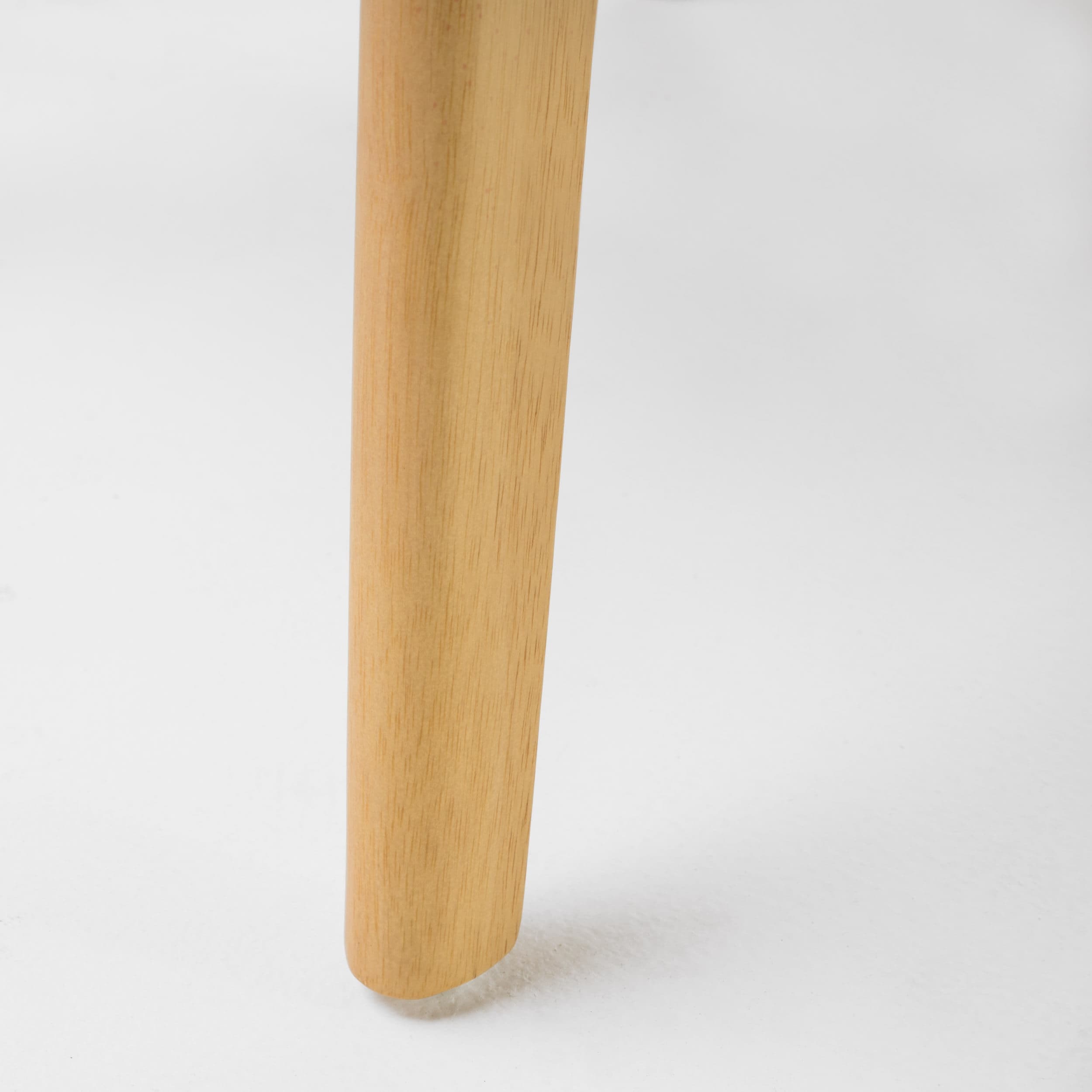 Chaise de salle à manger Abrielle en bois d'hévéa rembourrée de style milieu de siècle (lot de 2) par Christopher Knight Home