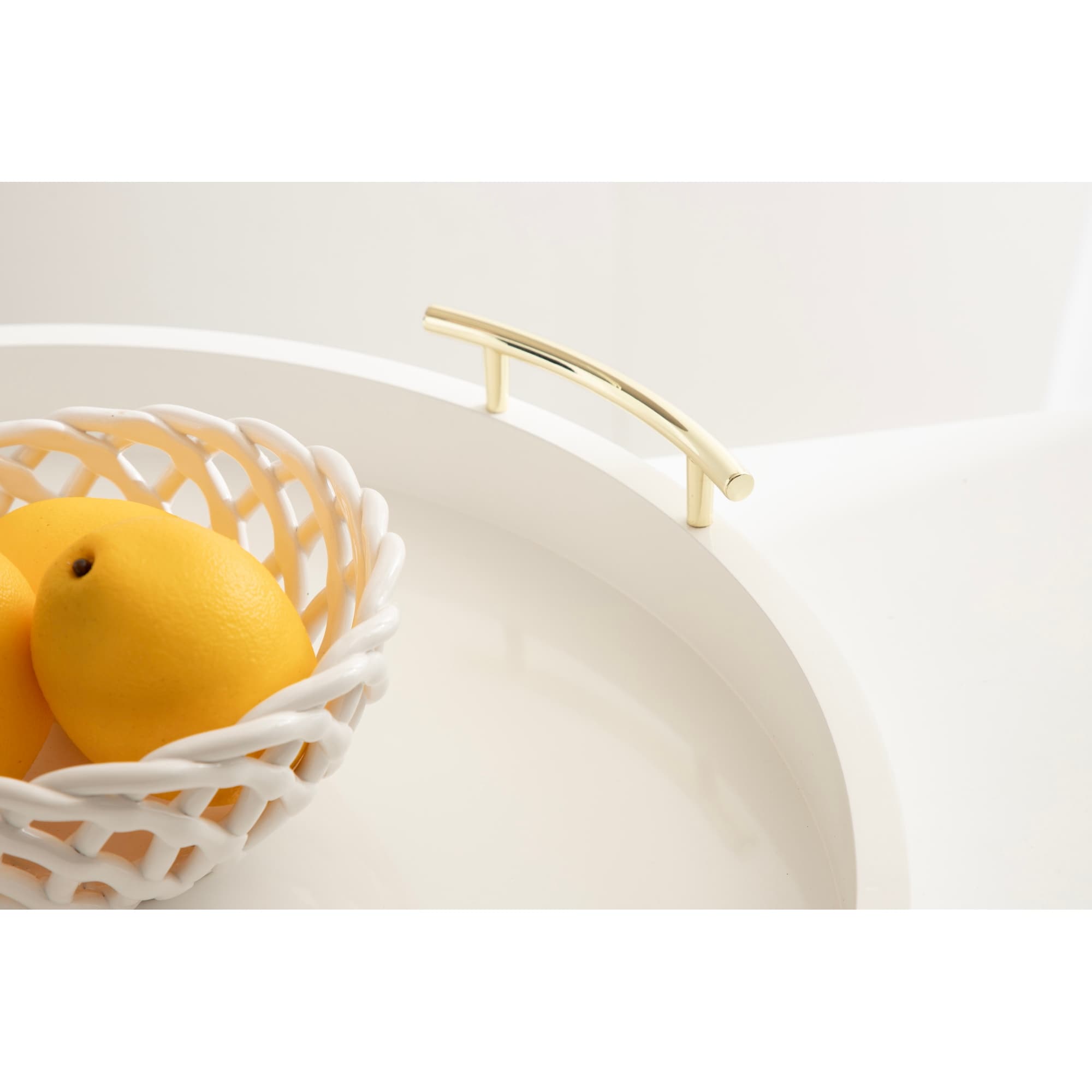 Plateau décoratif rond Kate et Laurel Lipton avec poignées en métal