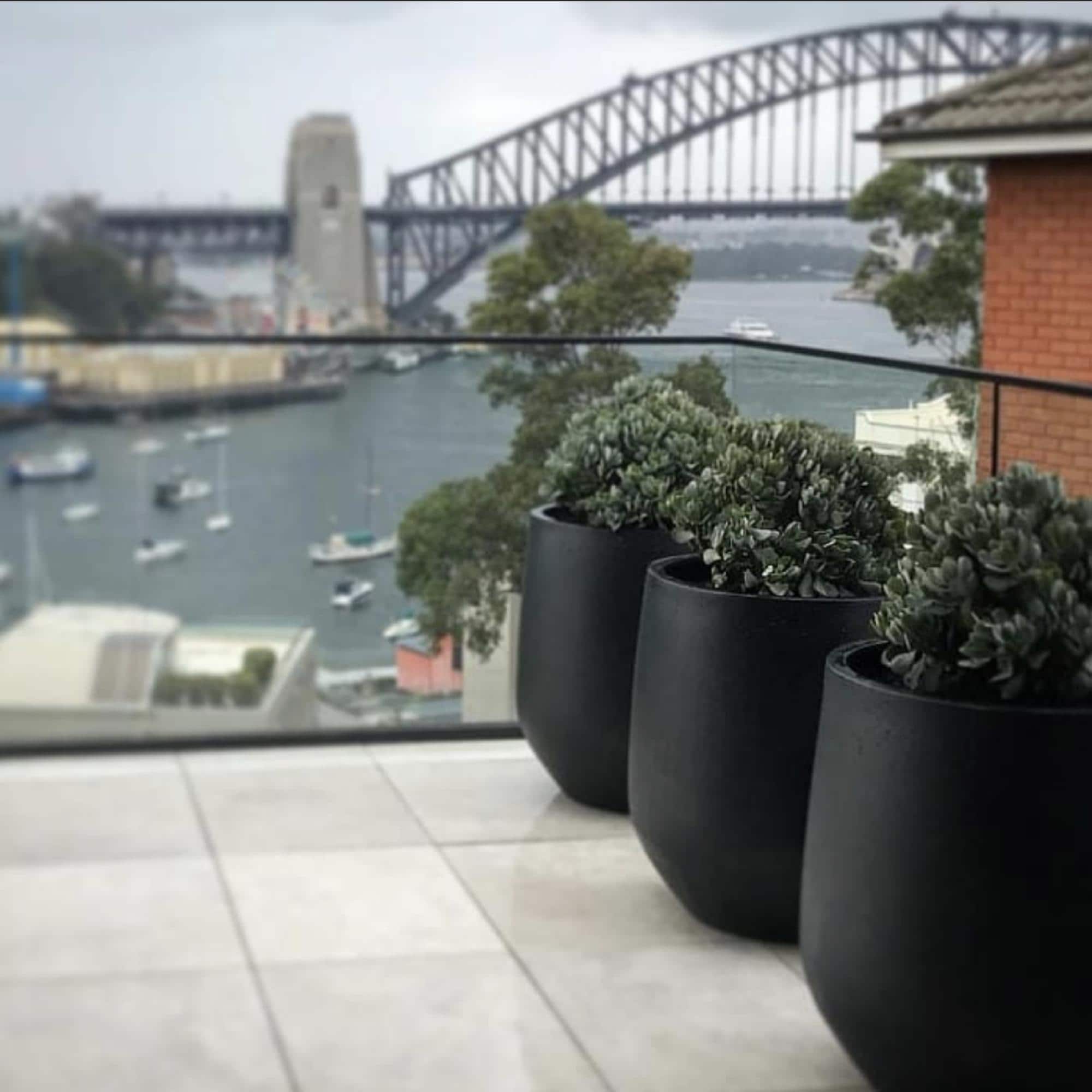 Jardinière conique en fibre de verre DreamPatio La Mirada, 1 pièce, pour intérieur/extérieur