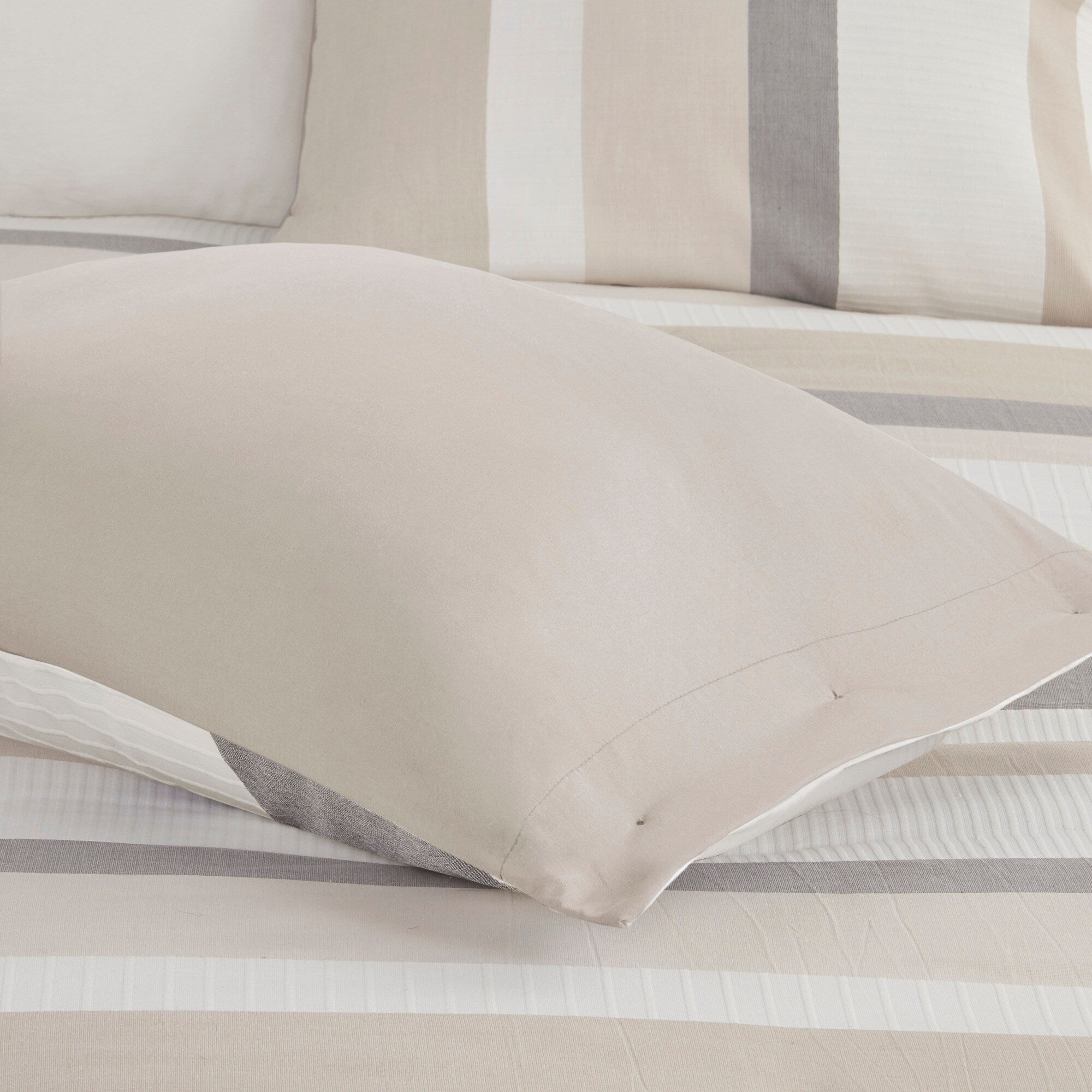 Parure de lit Madison Park Levi's bleu/naturel 5 pièces en jacquard