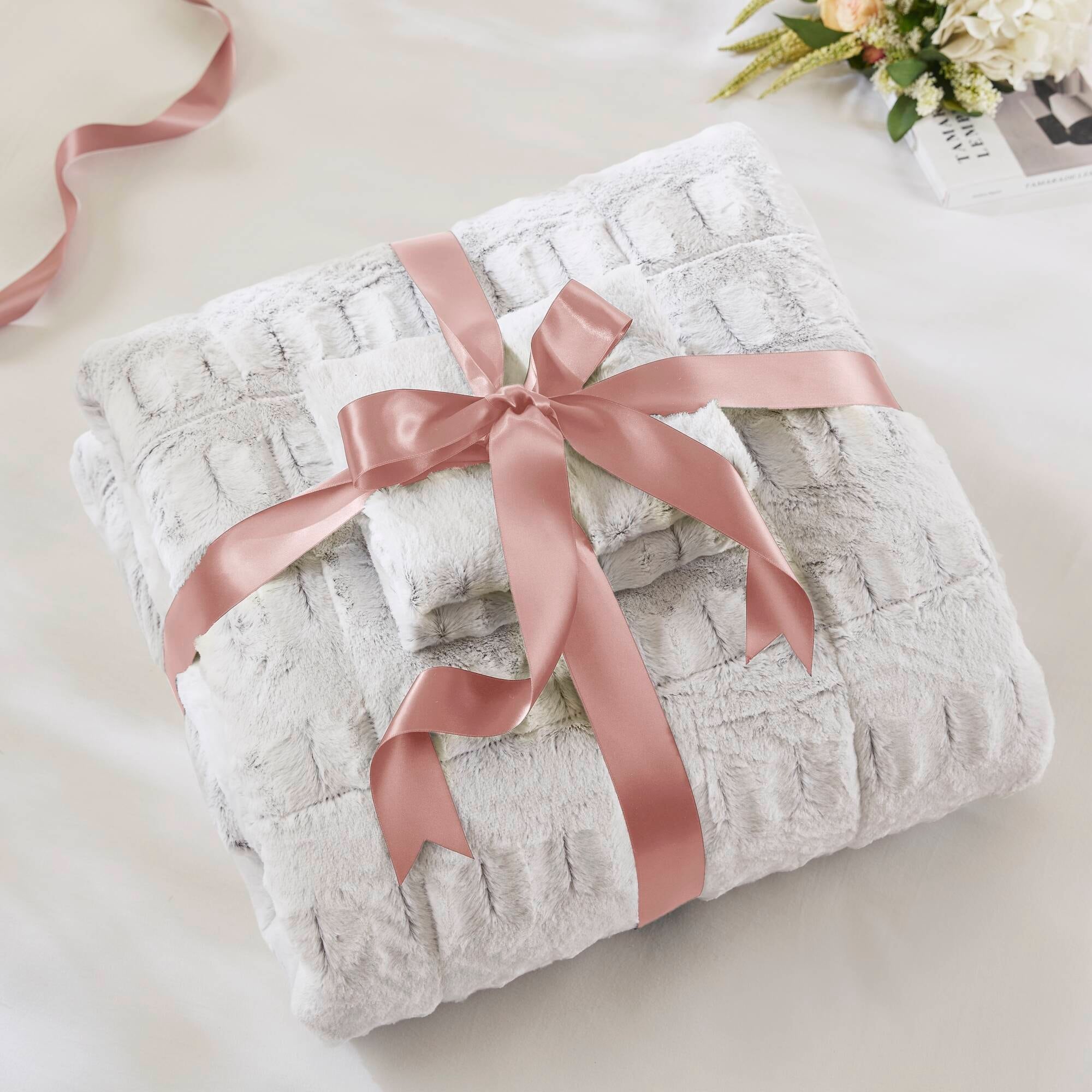 Parure de lit Madison Park Margot avec imprimé dos en fourrure longue