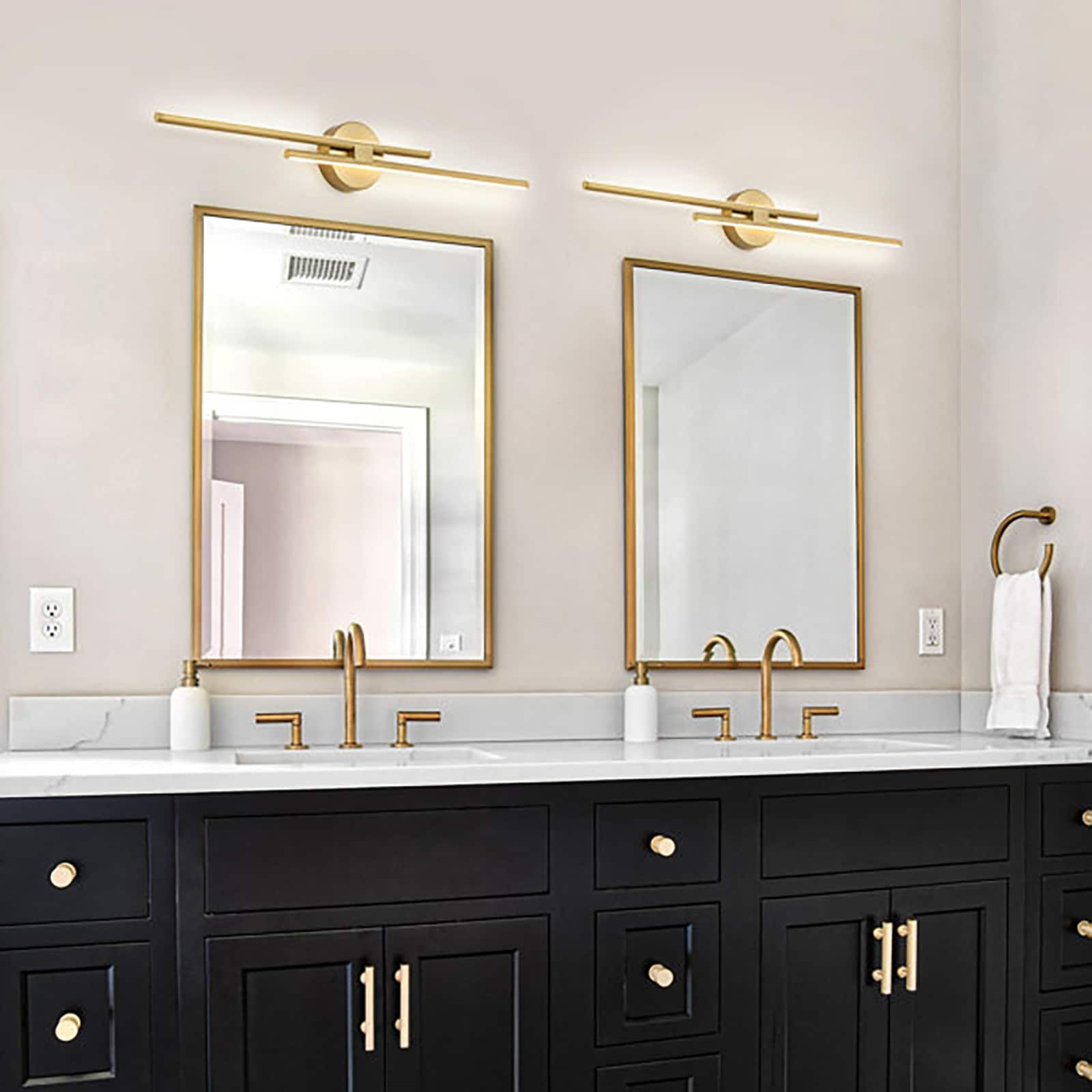 Applique murale linéaire minimaliste en métal à 2 lumières à LED et intensité variable