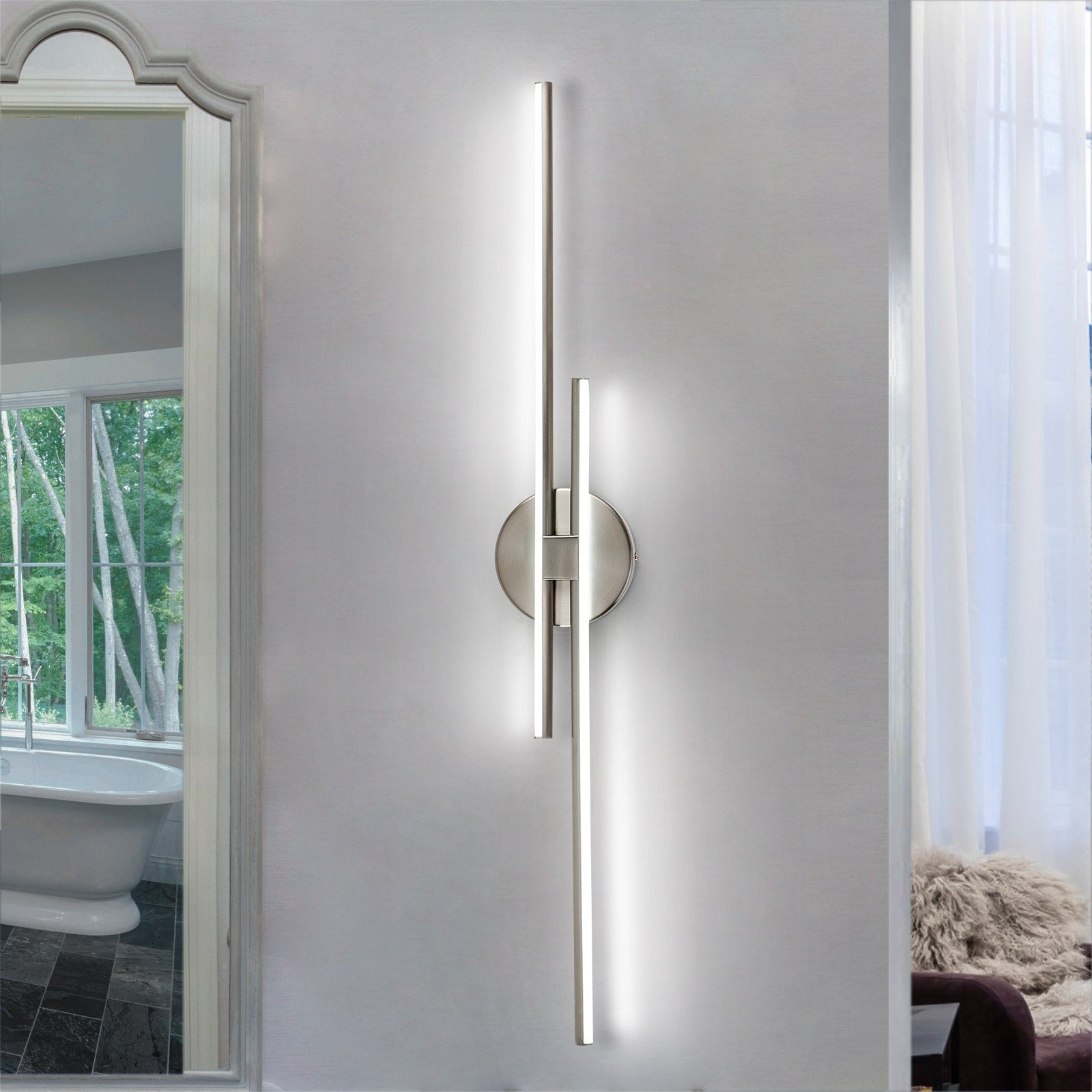 Applique murale linéaire minimaliste en métal à 2 lumières à LED et intensité variable