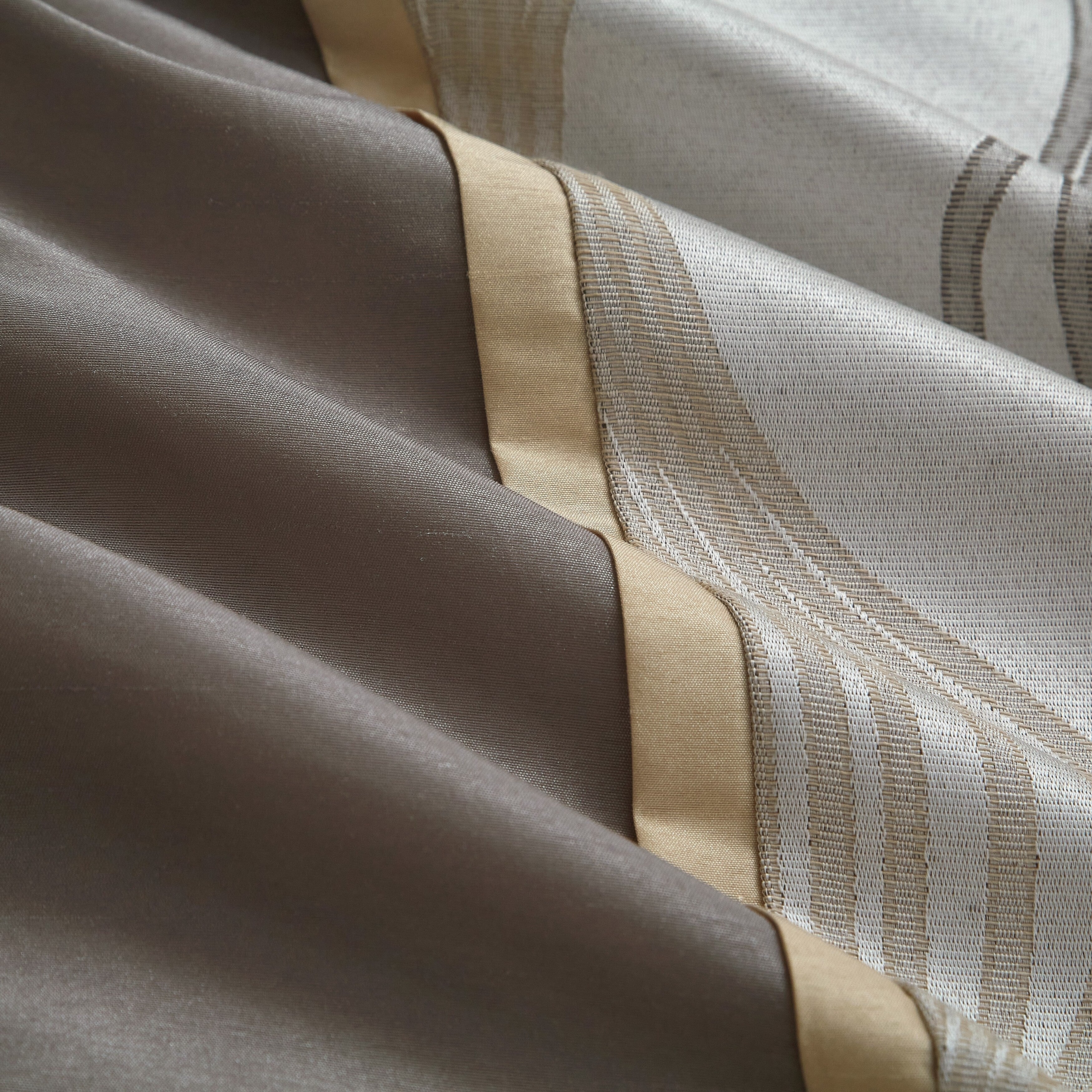 Ensemble de couette géométrique moderne Nanshing Daniella 7 pièces