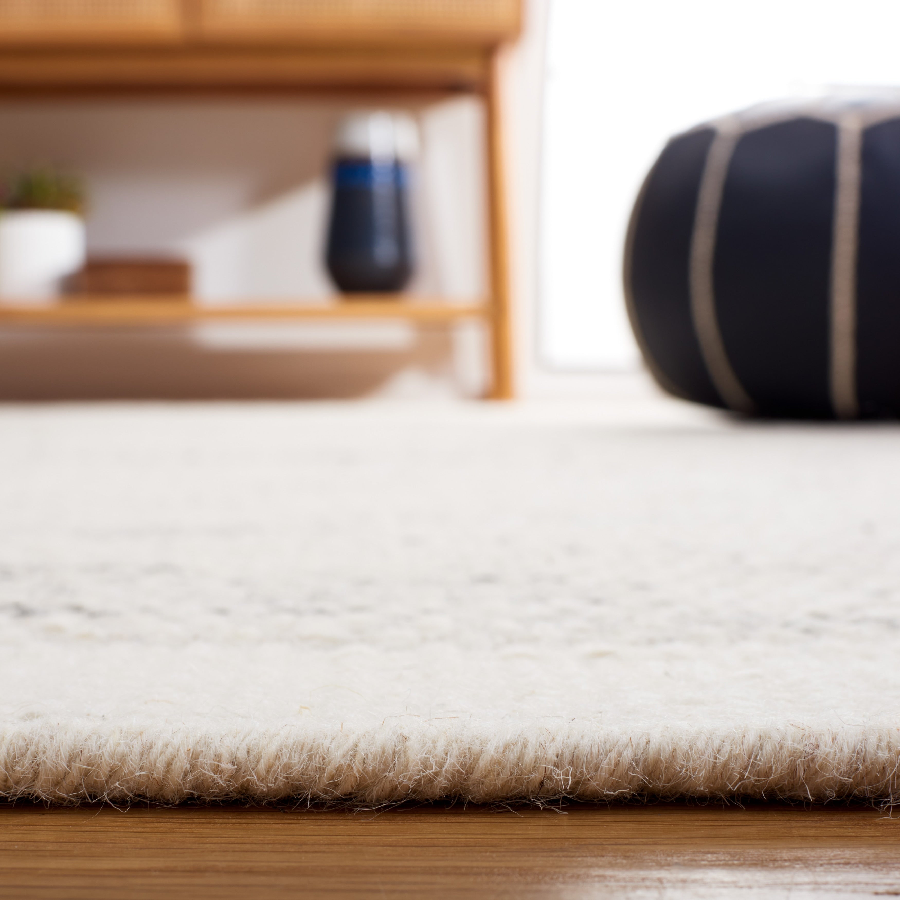 Tapis en laine fait main Vermont Karie SAFAVIEH
