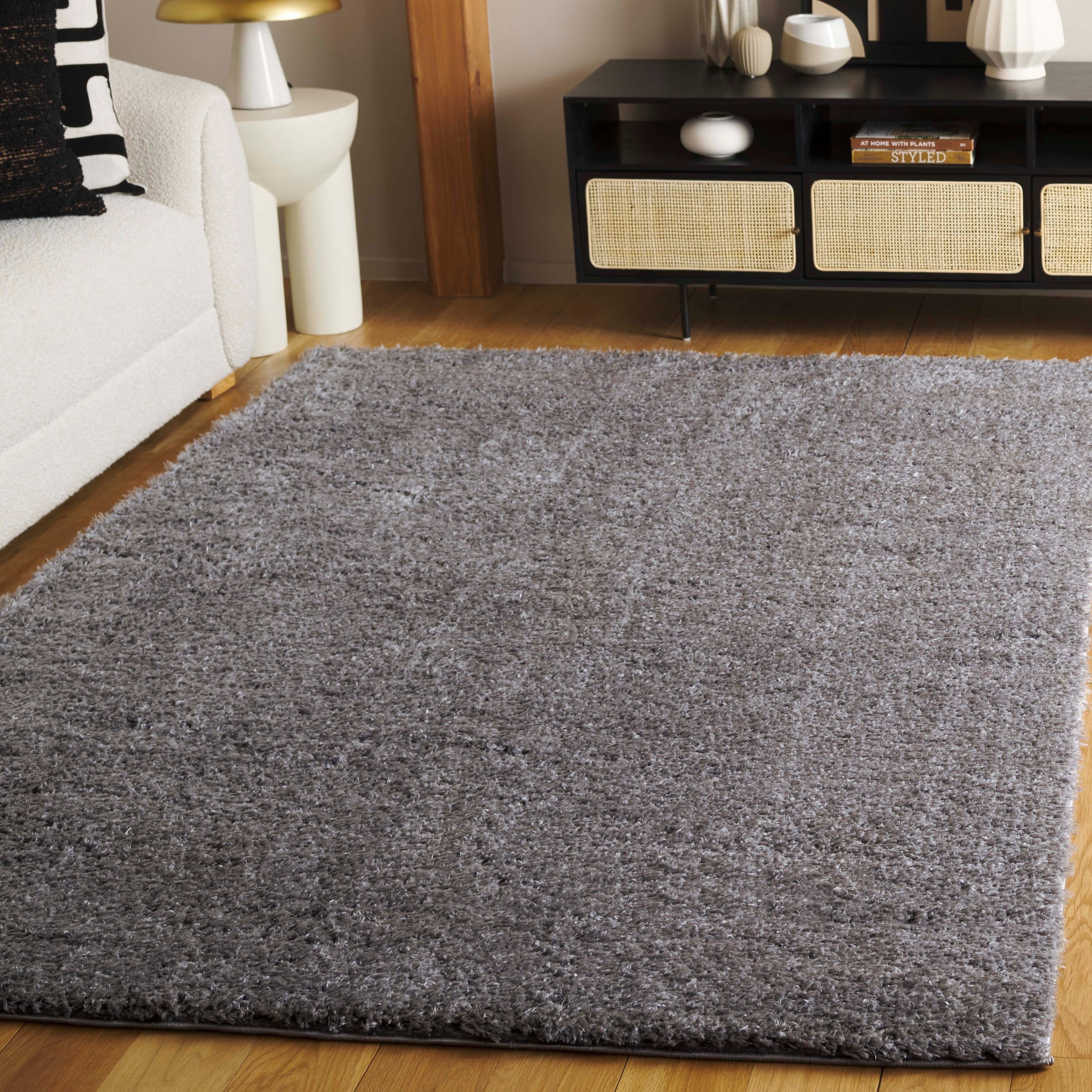 Tapis contemporain SAFAVIEH Lindsay Shag Luann