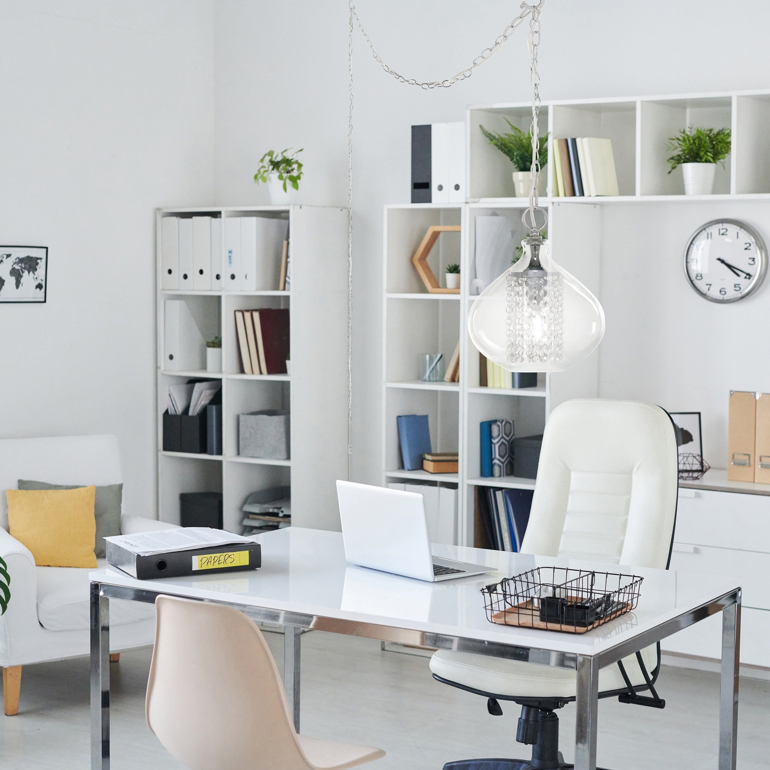 Pendentif suspendu en verre et cristal à facettes en forme d'orchidée argentée Wallock, à brancher ou à câblé