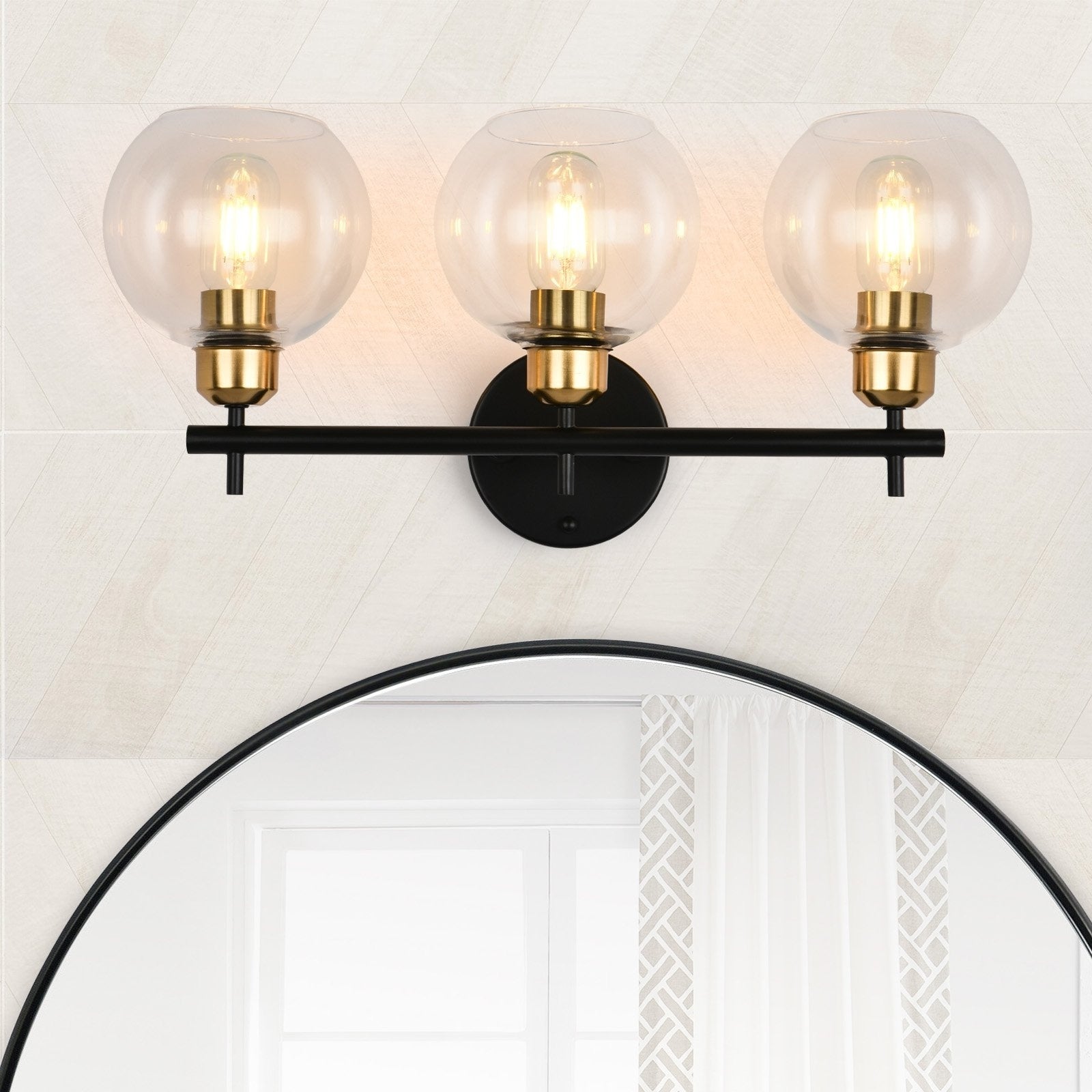 Applique de salle de bain moderne Starsky à 4 lumières et intensité variable avec abat-jour en verre globe