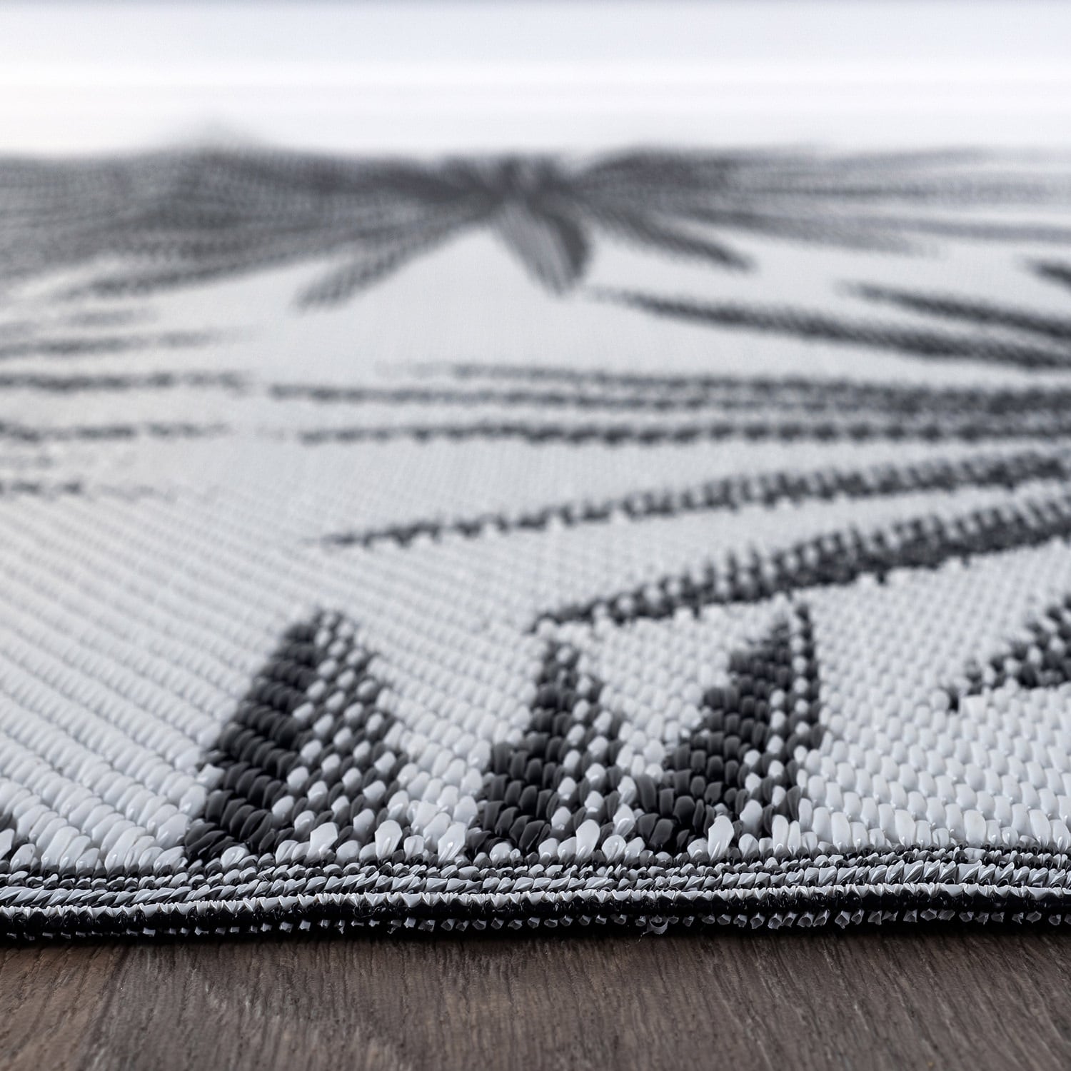 Tapis d'extérieur réversibles en plastique recyclé à motifs floraux tropicaux de la World Rug Gallery