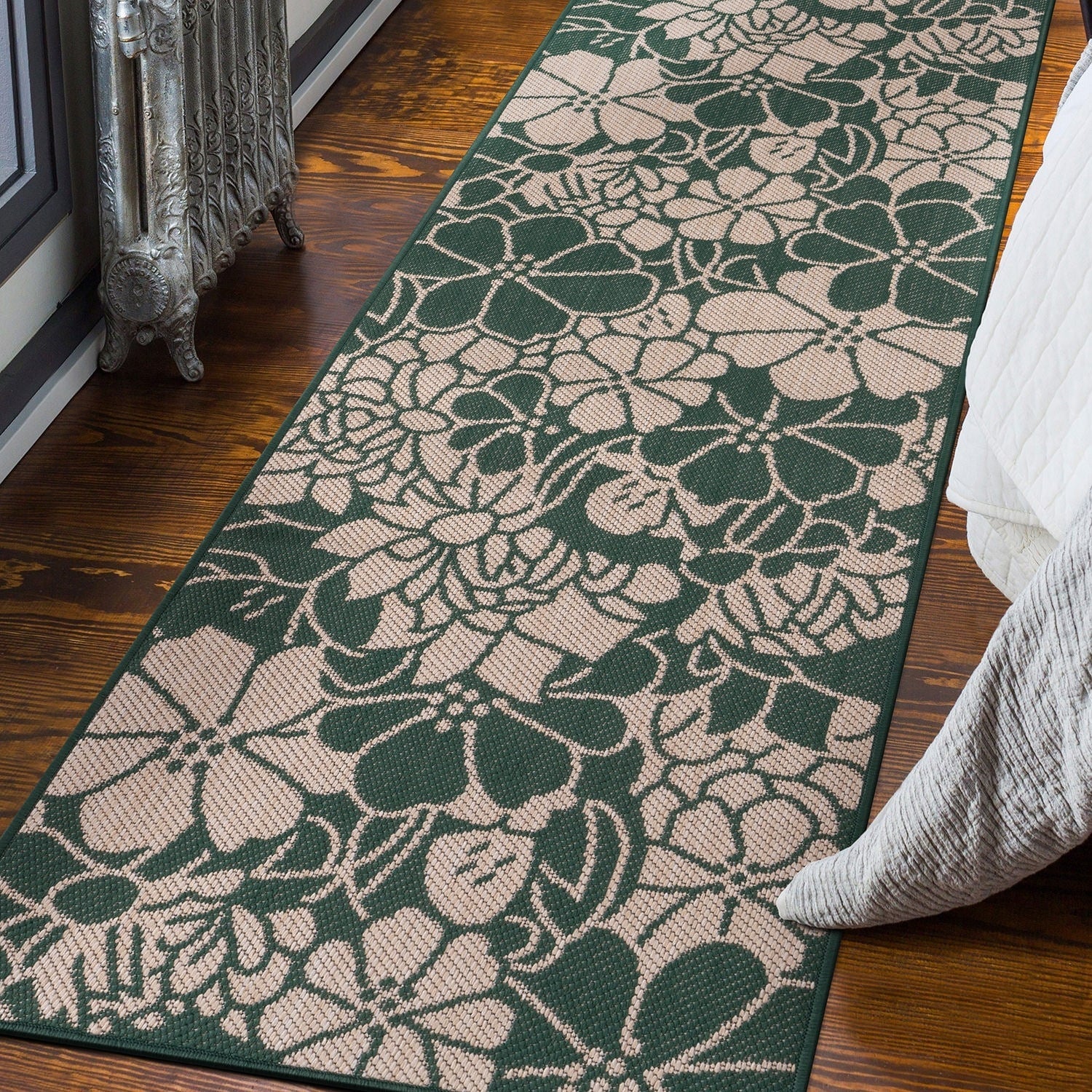 Tapis d'intérieur/extérieur texturé à motif floral moderne World Rug Gallery