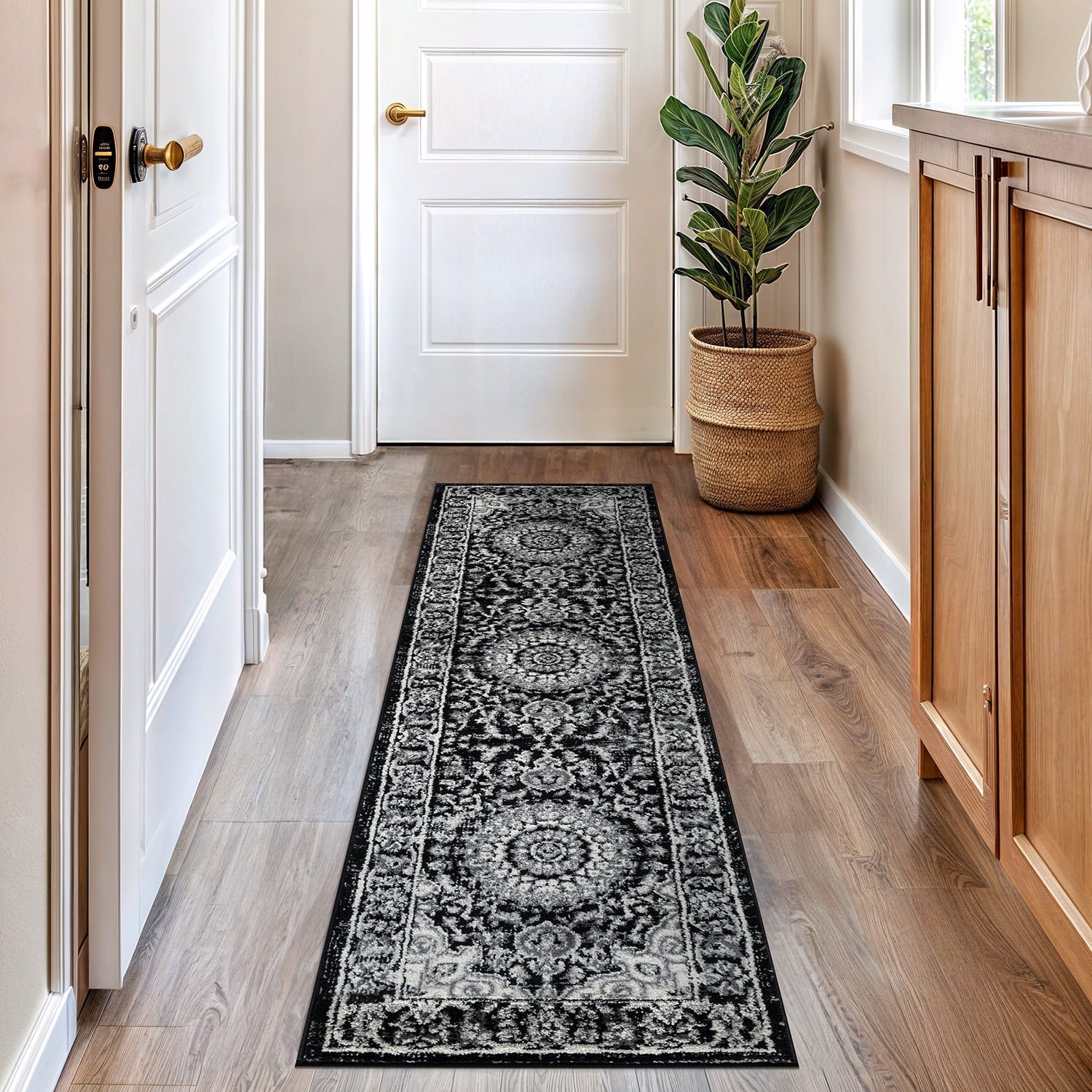 Tapis médaillon oriental traditionnel de la World Rug Gallery