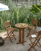 Ensemble de chaises et de table de bar d'extérieur