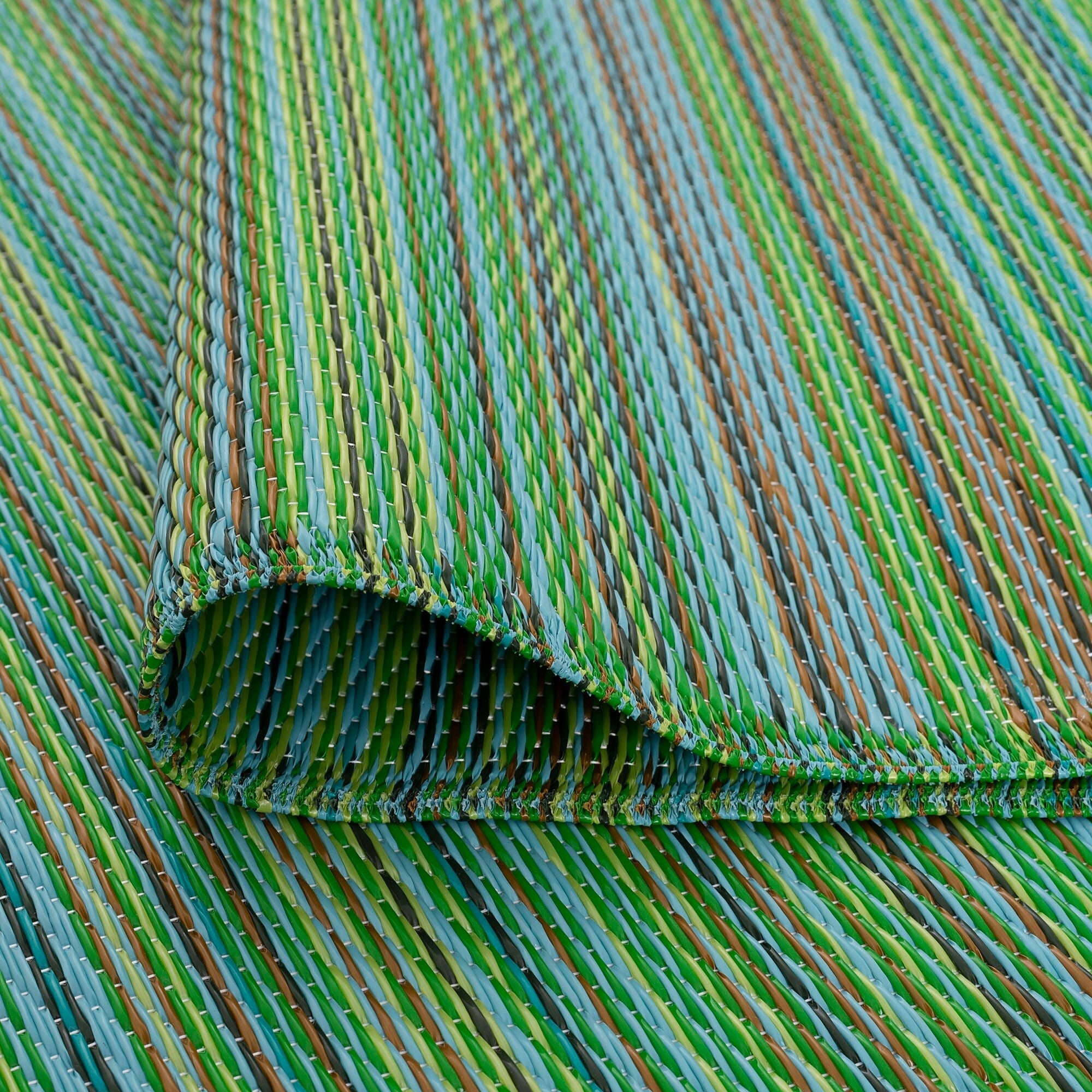 Tapis d'intérieur/extérieur à rayures Sundown Beach