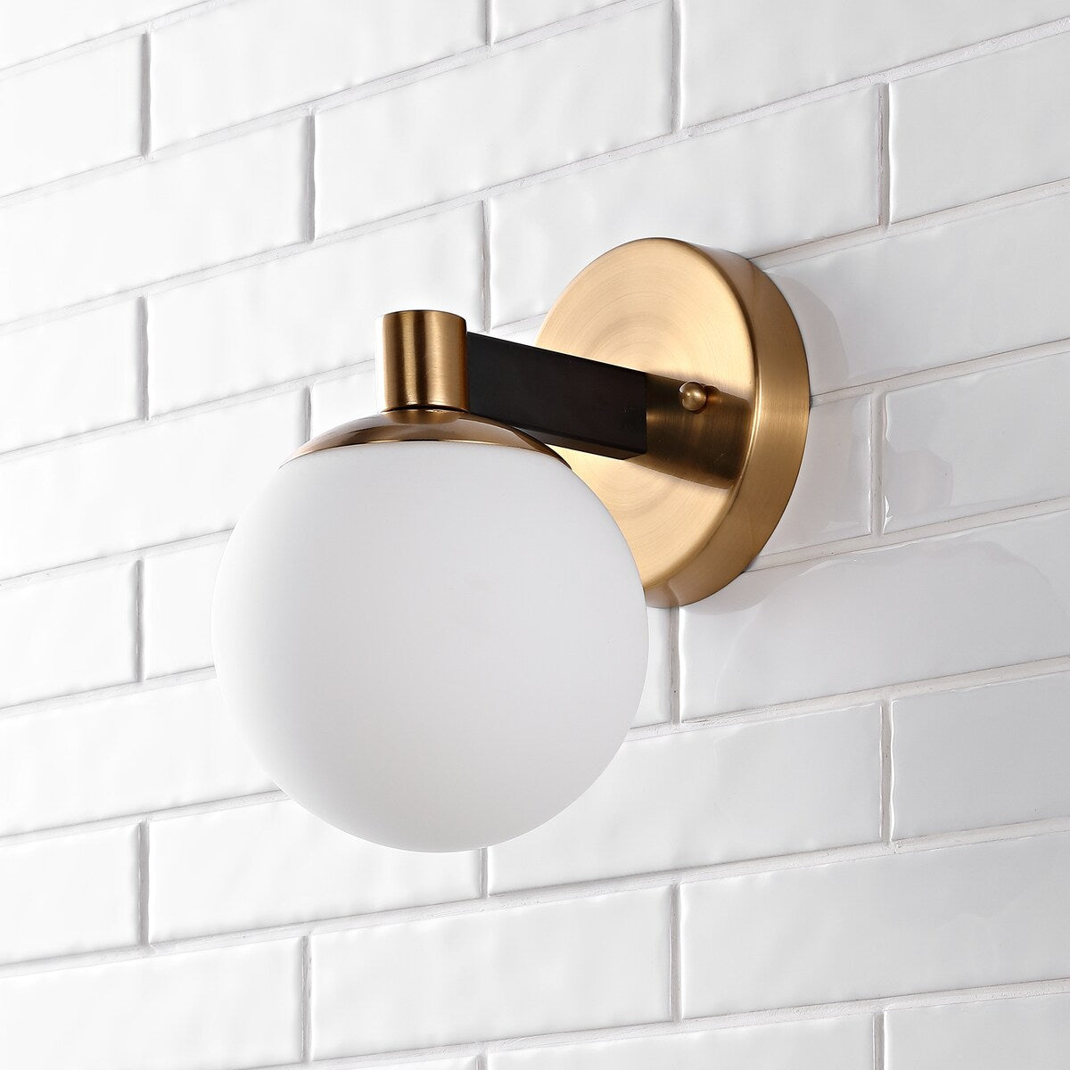 Cecil Globe Meuble-lavabo moderne contemporain à LED en métal et verre dépoli, par JONATHAN Y