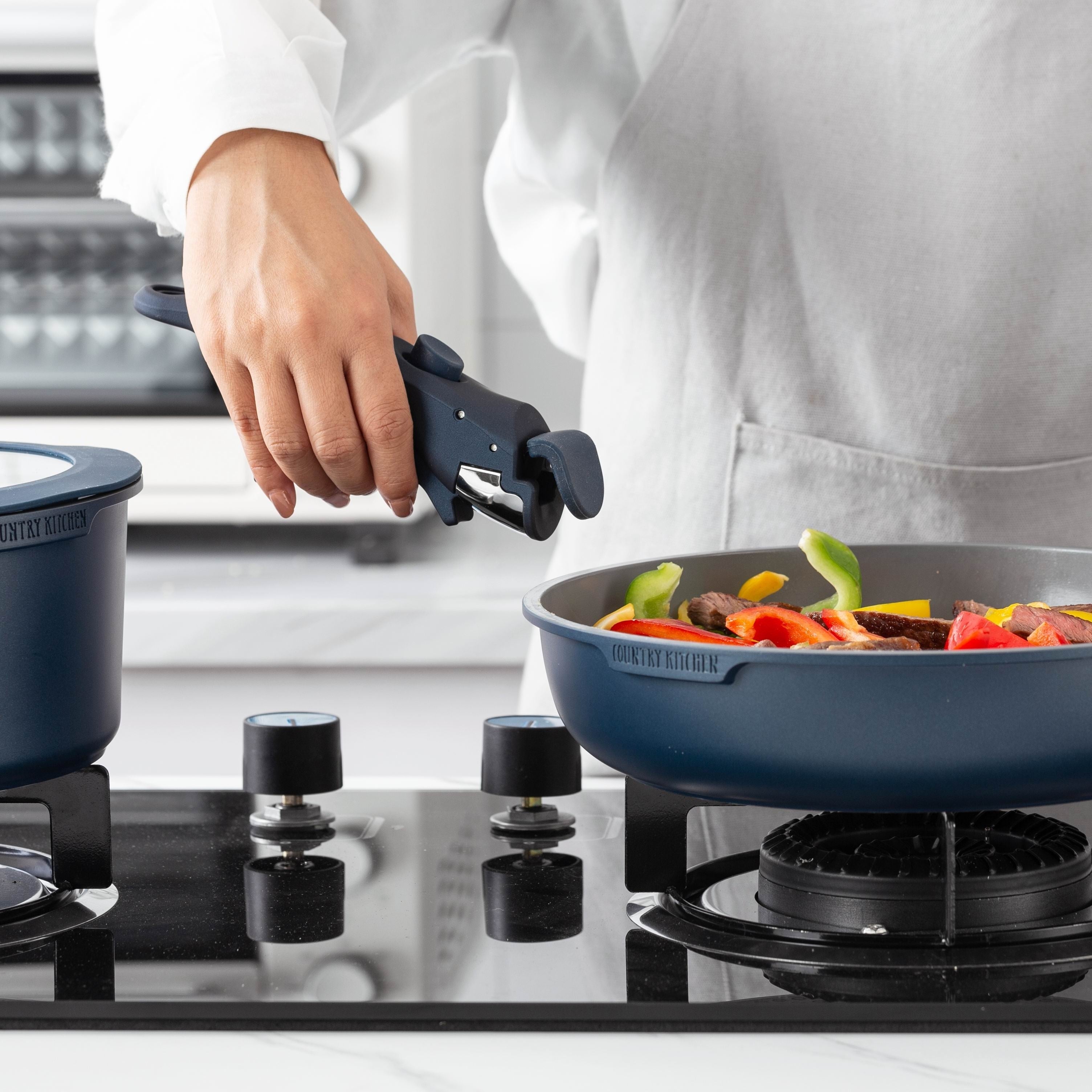 Batterie de cuisine Country Kitchen 16 pièces pour camping-car, en céramique avec poignée amovible, compatible avec le four