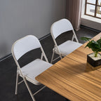 Chaises pliantes élégantes en fer et PVC pour congrès et expositions, blanches