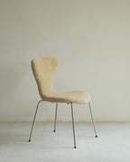 Chaise en peau de mouton Pietra