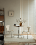 Chaise en peau de mouton Pietra