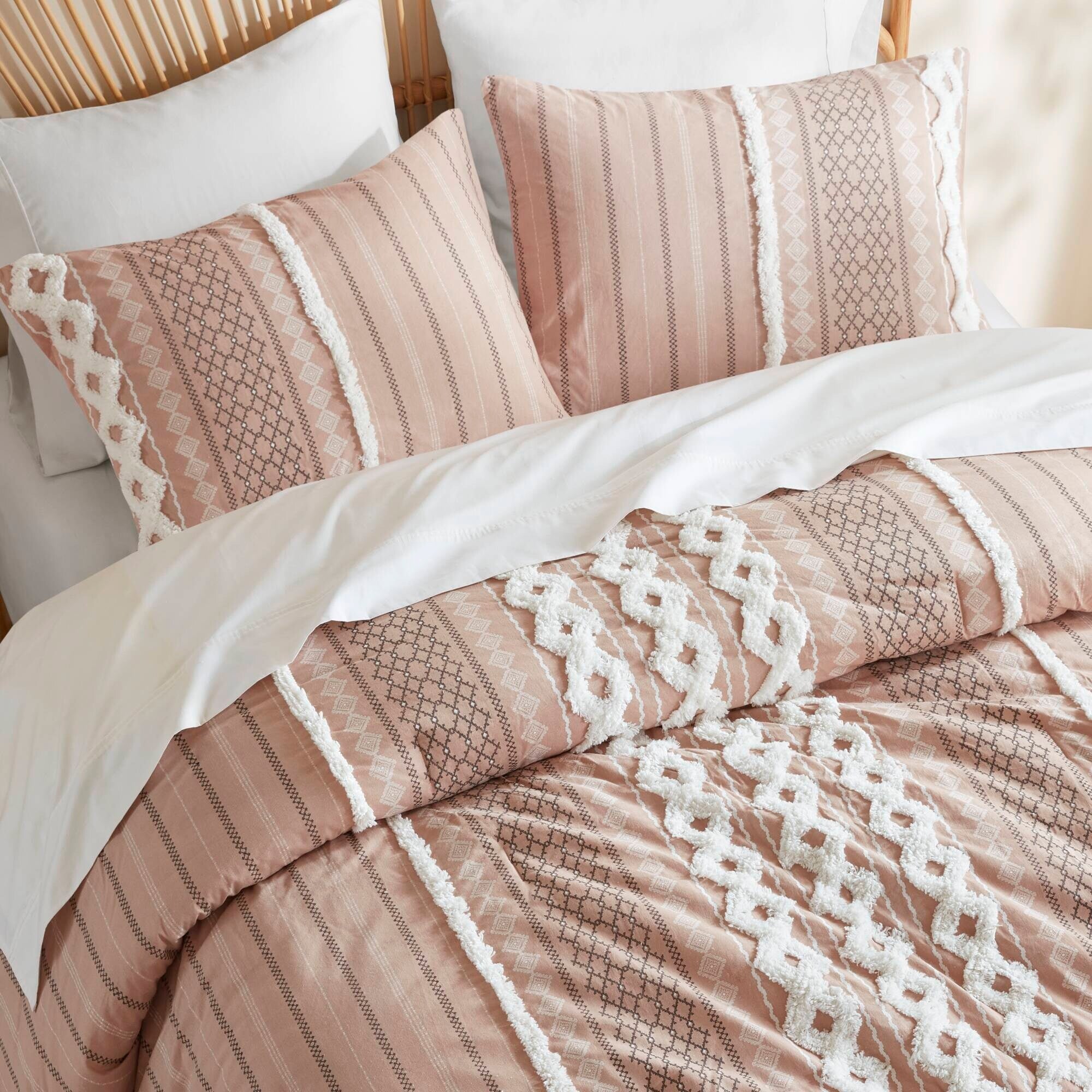 Parure de lit Imani en coton imprimé avec chenille INK+IVY