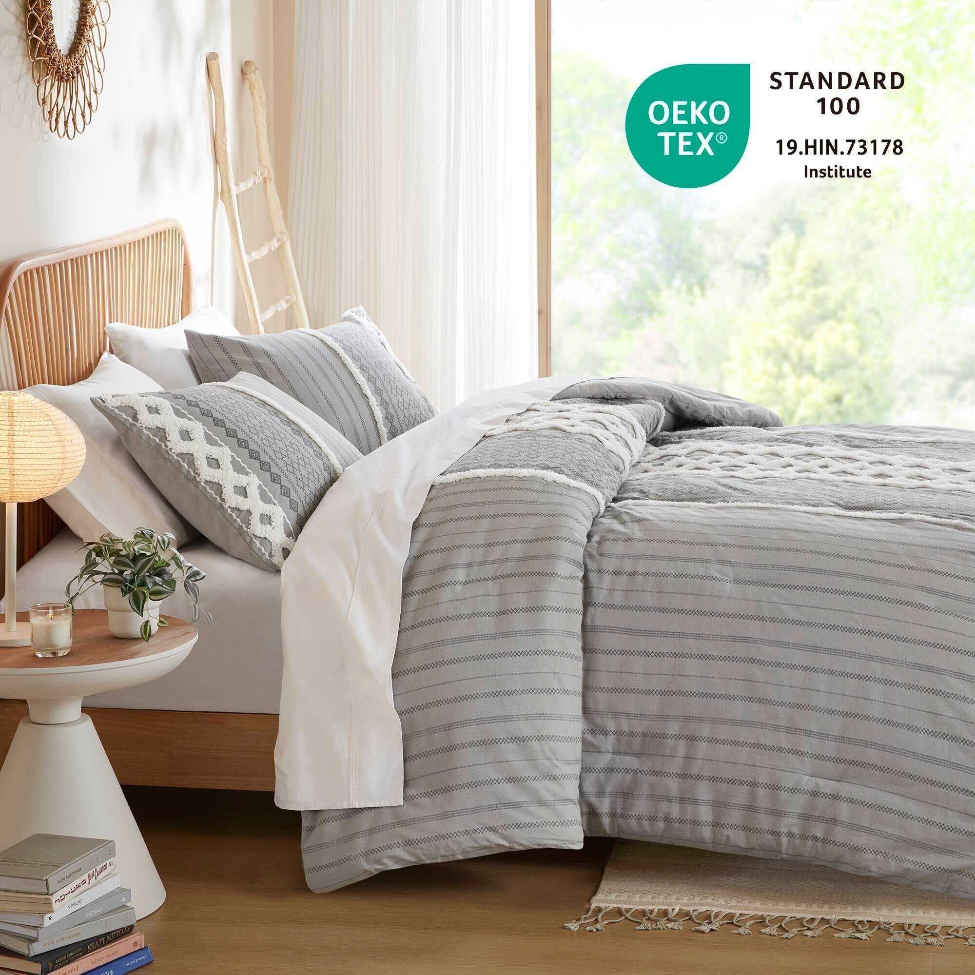 Parure de lit Imani en coton imprimé avec chenille INK+IVY