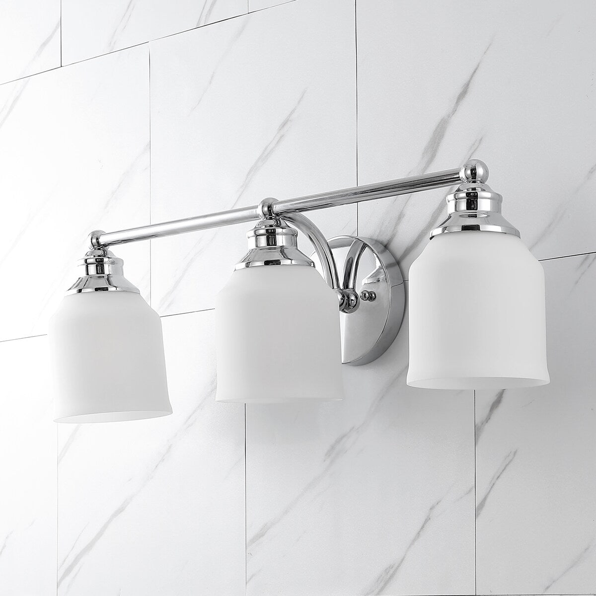 Applique murale à LED Jayne en fer/verre dépoli, style cottage de ferme, par JONATHAN Y