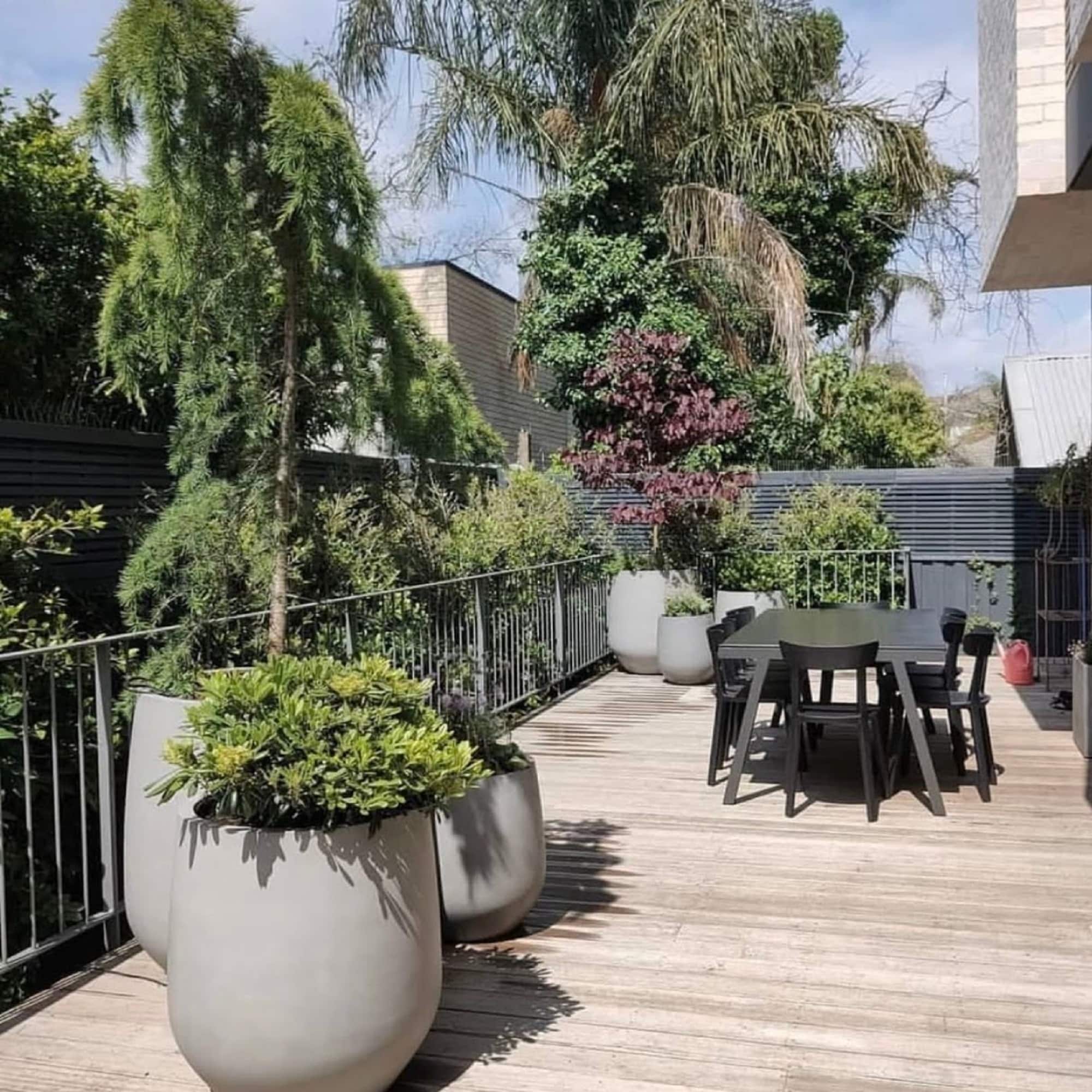 Jardinière conique en fibre de verre DreamPatio La Mirada, 1 pièce, pour intérieur/extérieur