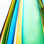 Sculpture en verre soufflé à la main de Luxury Lane en forme de larme de flamme verte Sommerso, de 10 à 18 pouces de hauteur