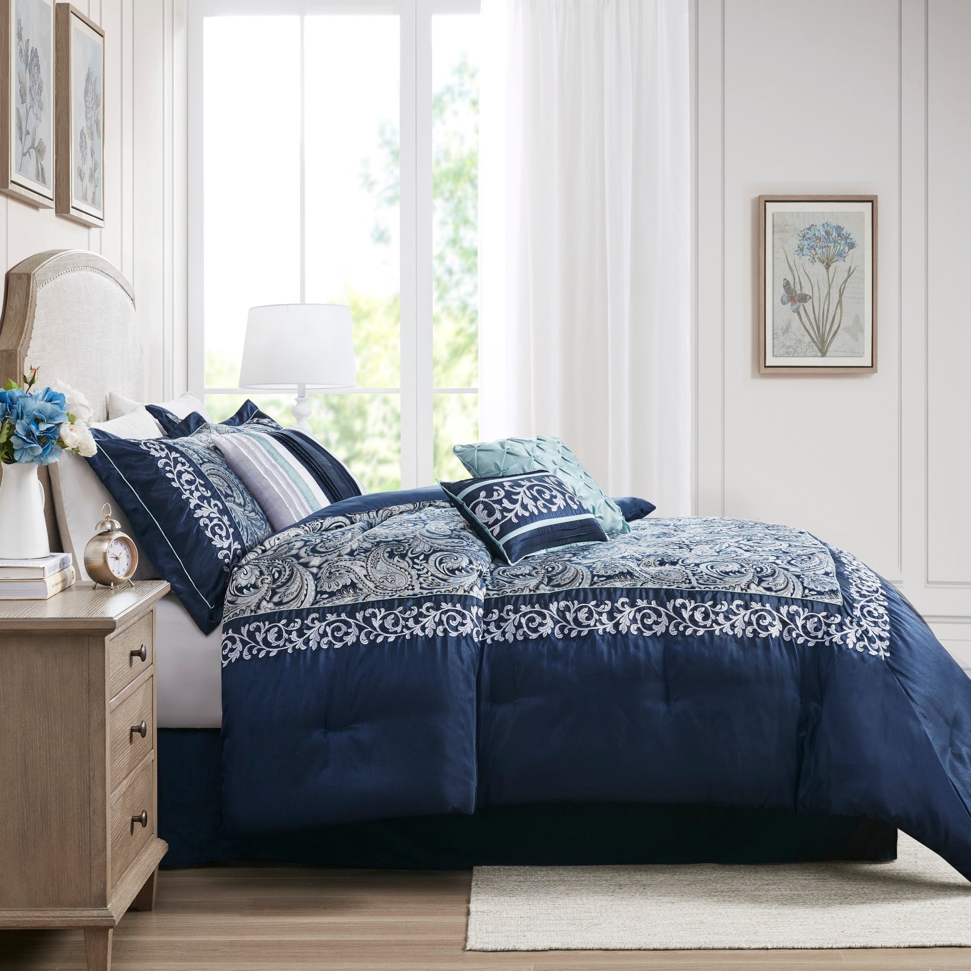 Ensemble de couette jacquard Madison Park Elaine bleu marine 7 pièces