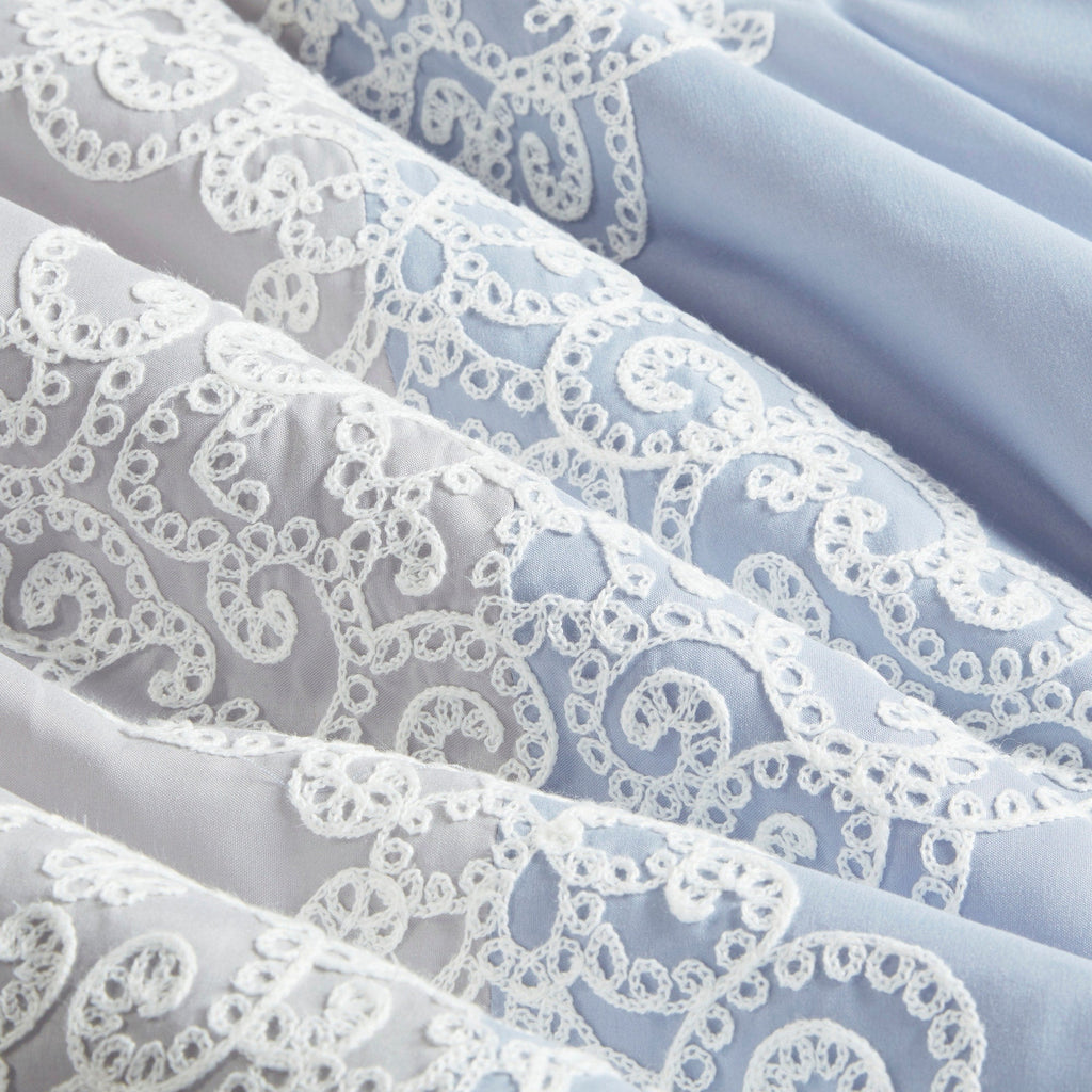 Ensemble de couette en microfibre brodée Madison Park Vera 8 pièces