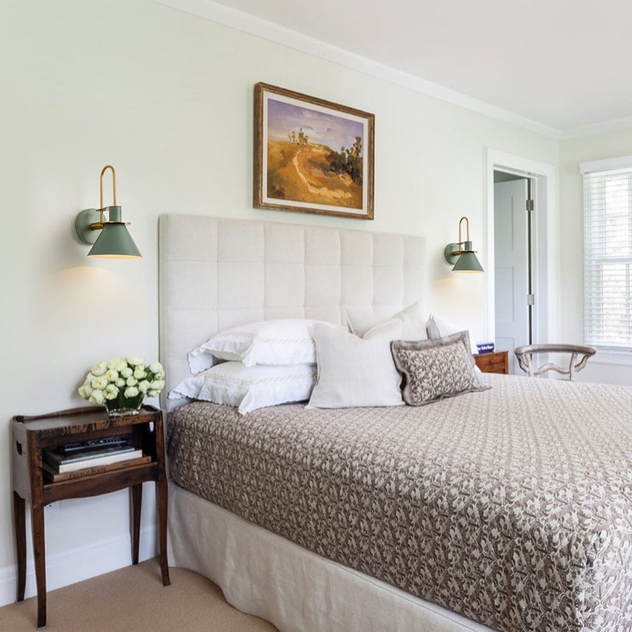 Applique murale conique moderne du milieu du siècle à 1 ampoule - Lampe de chambre 7 pouces