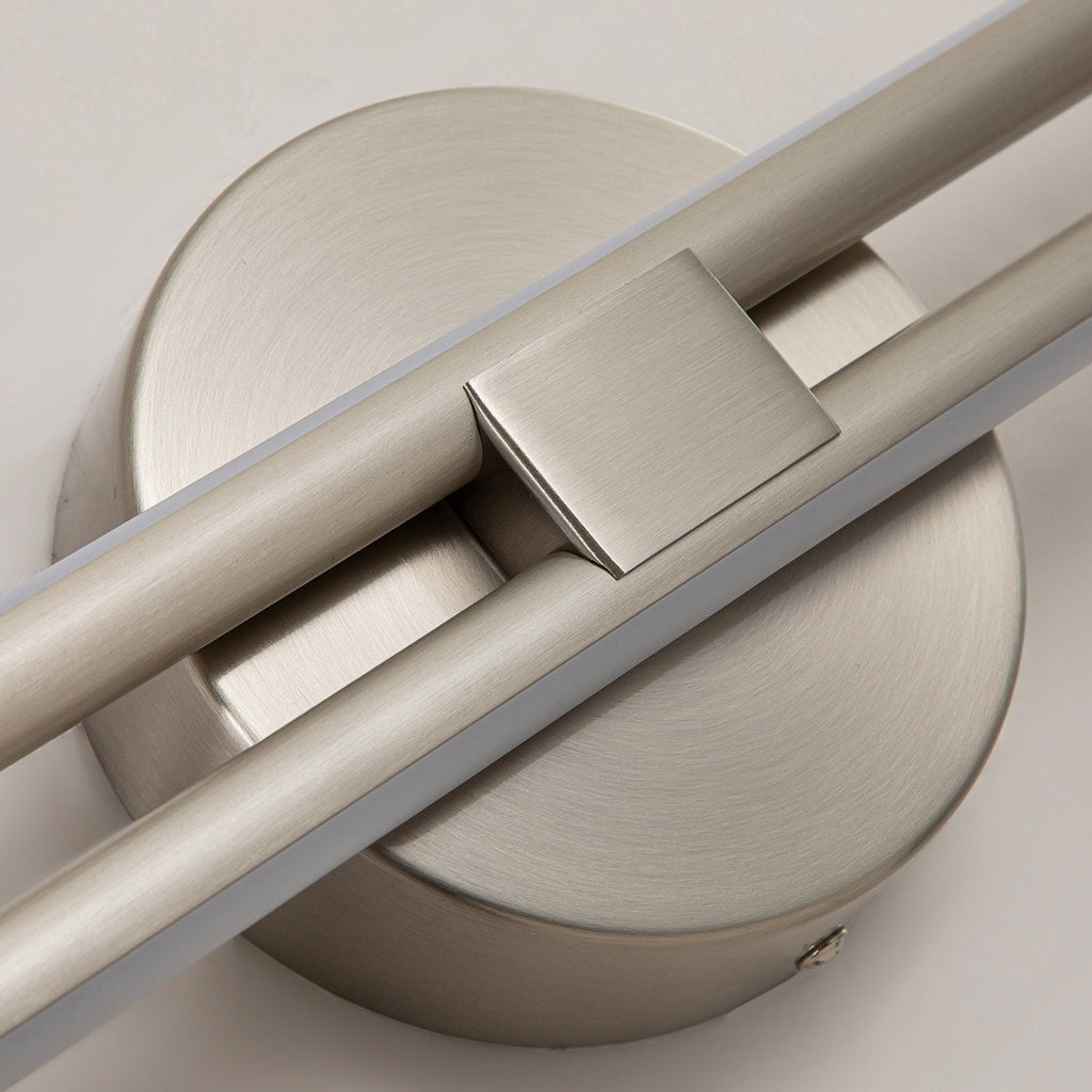 Applique murale linéaire minimaliste en métal à 2 lumières à LED et intensité variable