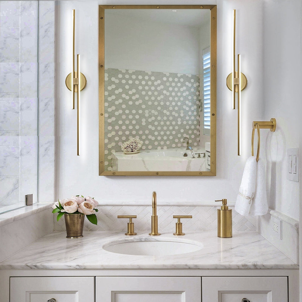 Applique murale linéaire minimaliste en métal à 2 lumières à LED et intensité variable