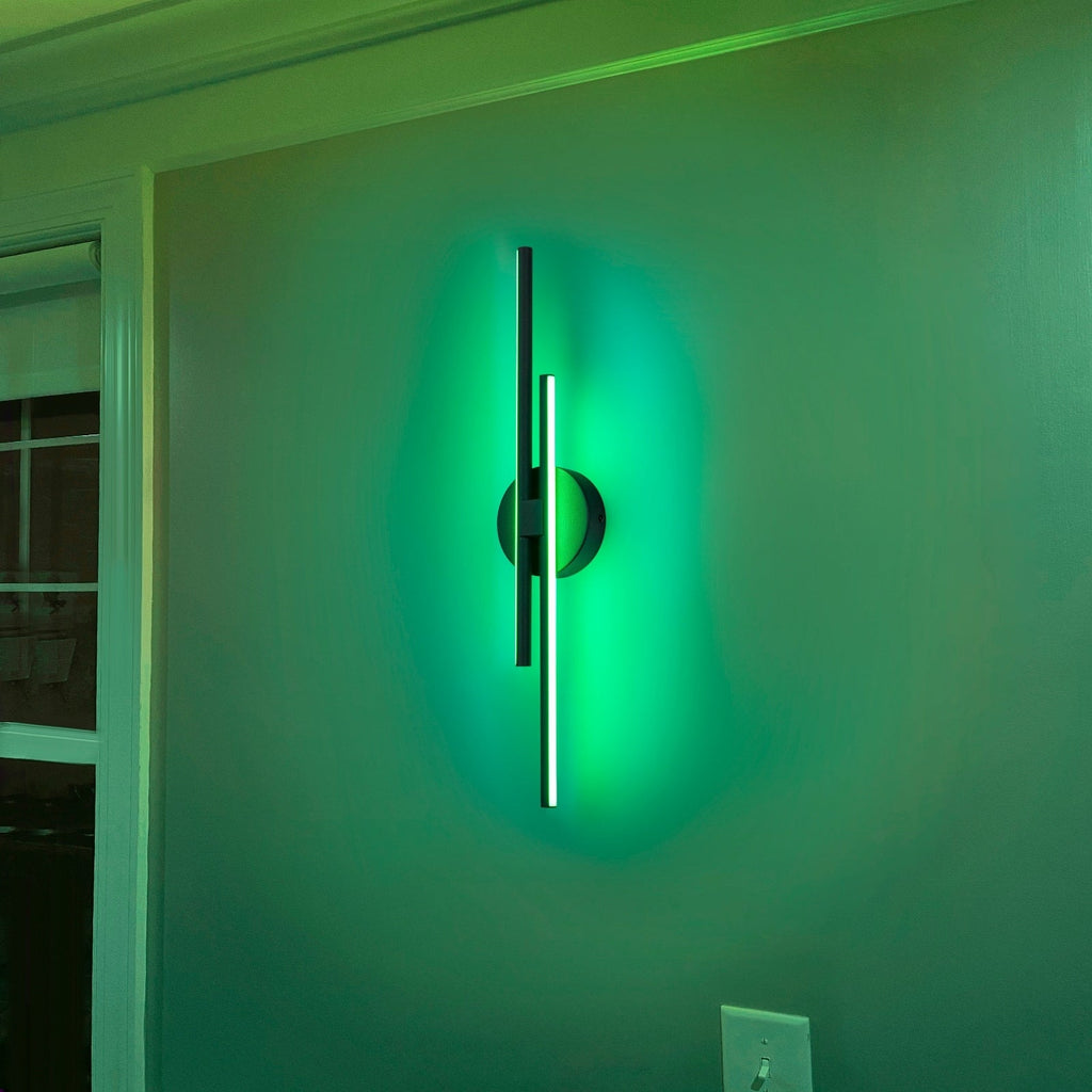 Applique murale linéaire minimaliste en métal à 2 lumières à LED et intensité variable