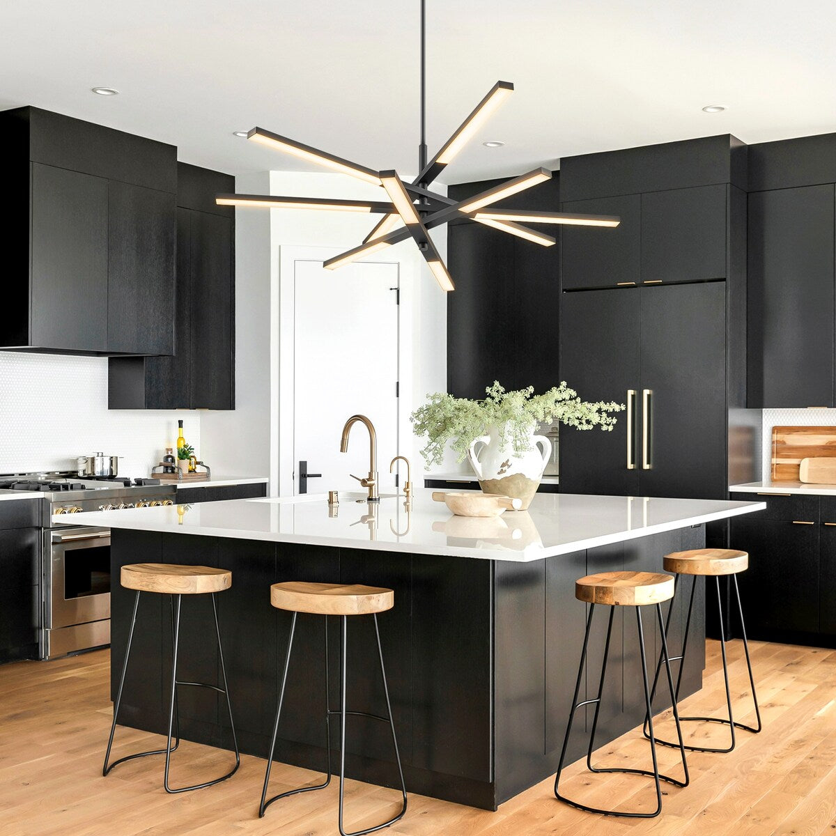 Lustre moderne à plusieurs niveaux Spoutnik linéaire, lumière chaude 3 000 K, LED intégrée