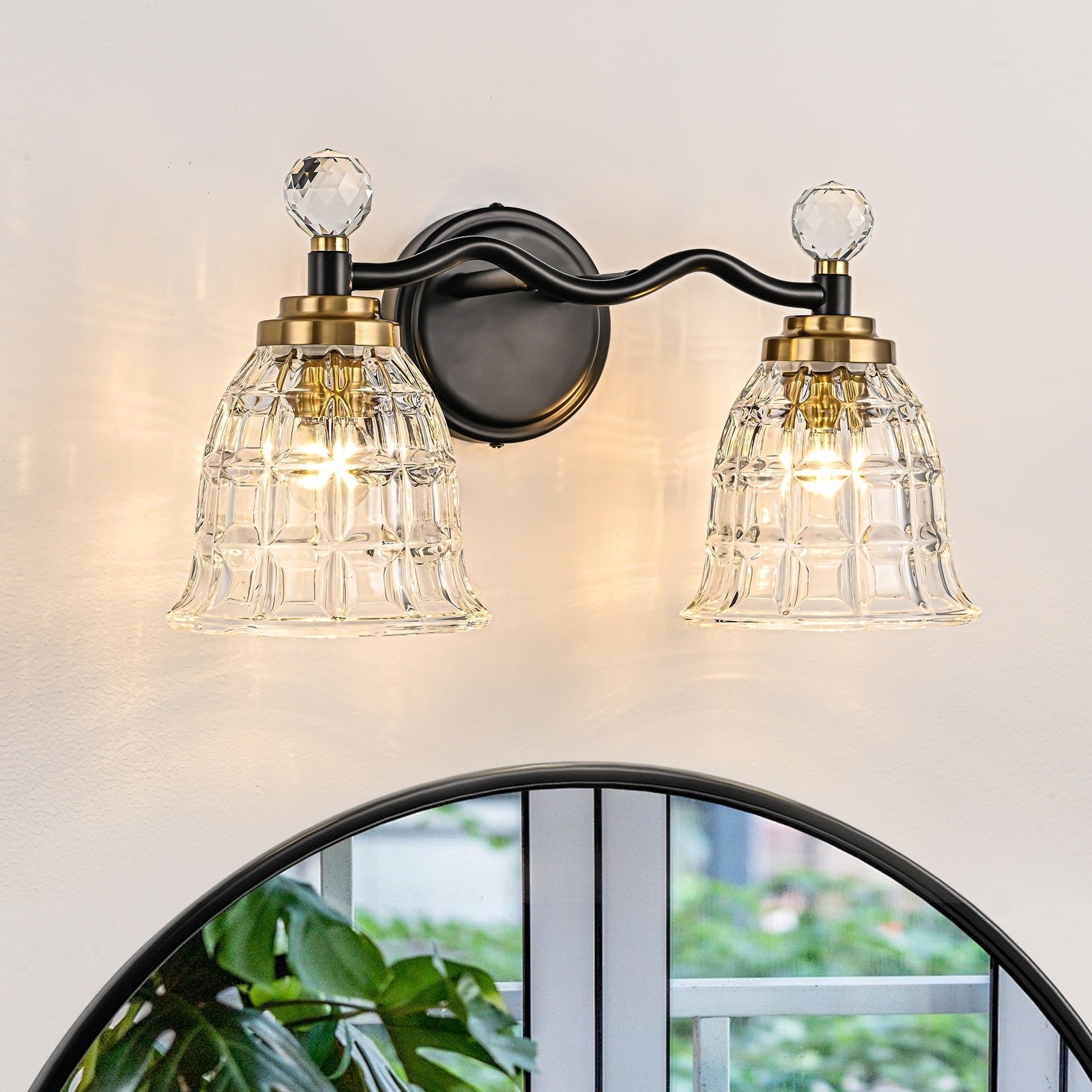 Luminaires de salle de bain modernes Ora à intensité variable, noir et or