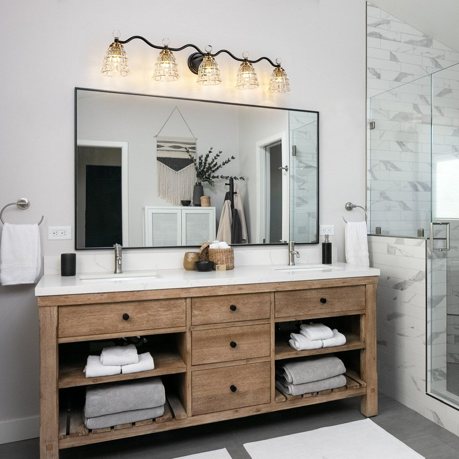 Luminaires de salle de bain modernes Ora à intensité variable, noir et or