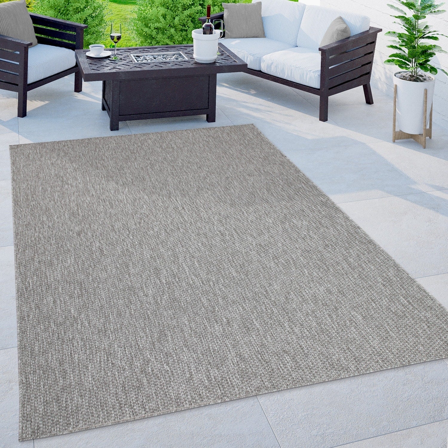 Tapis d'extérieur imperméable et varié pour patio