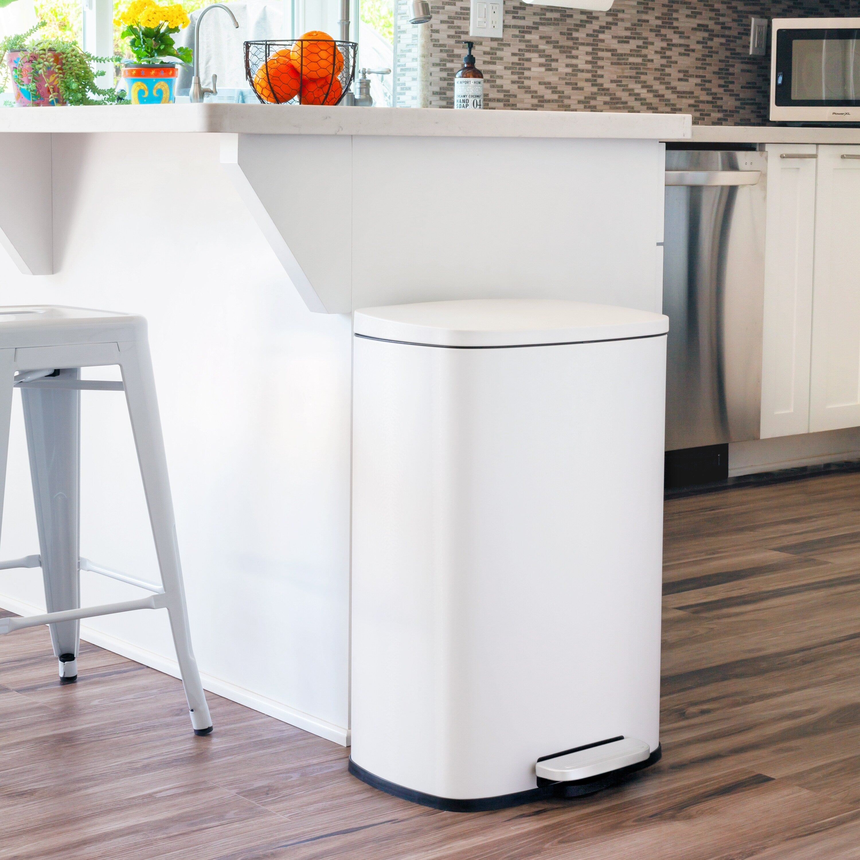 Poubelle rectangulaire à pédale Qualiazero 50 L / 13,2 gallons