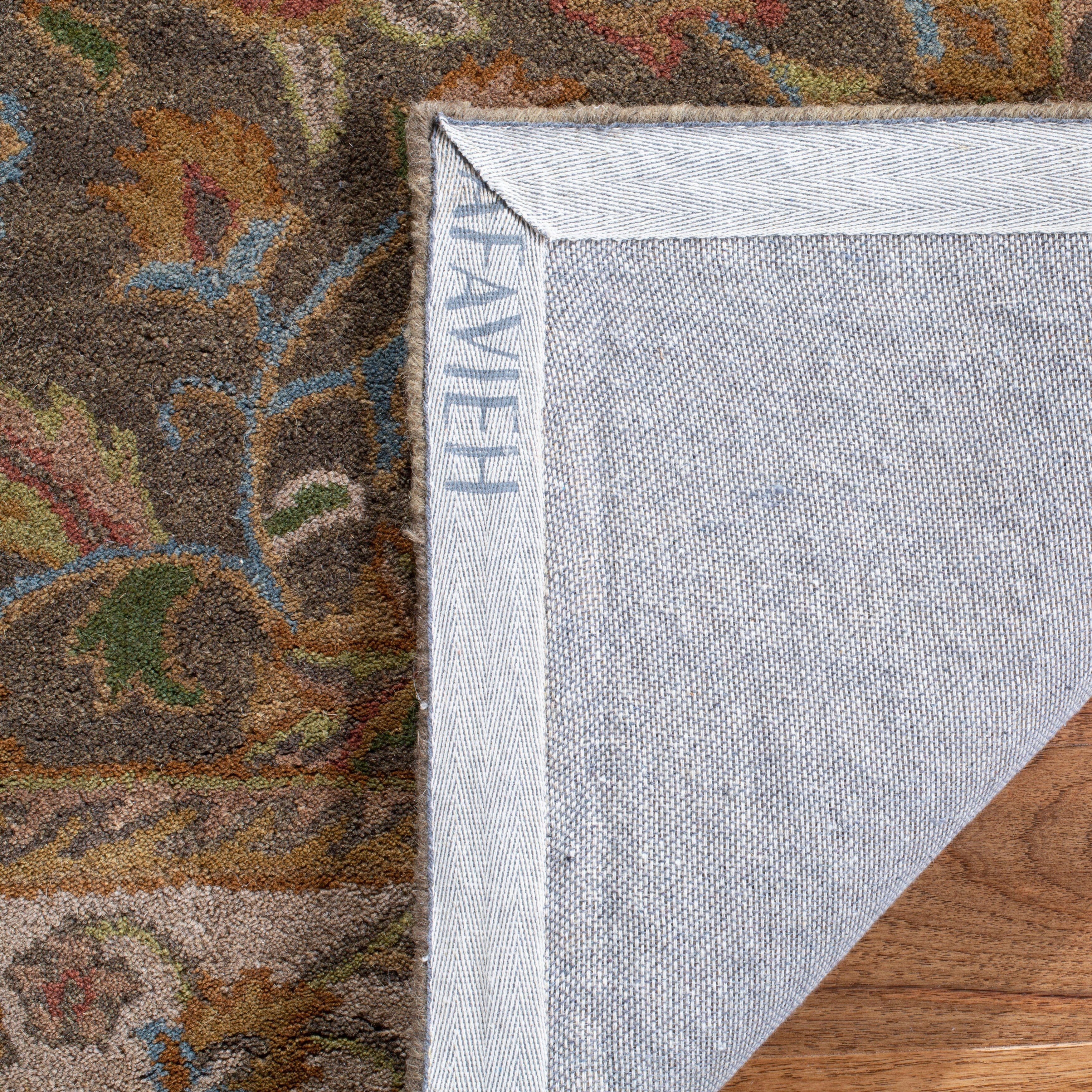 Tapis oriental en laine touffeté à la main SAFAVIEH Heritage Tracie