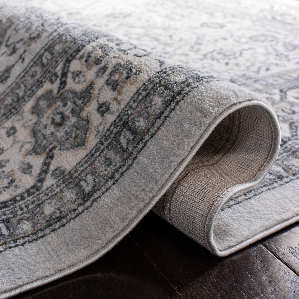 Tapis oriental traditionnel SAFAVIEH Isabella Roxann