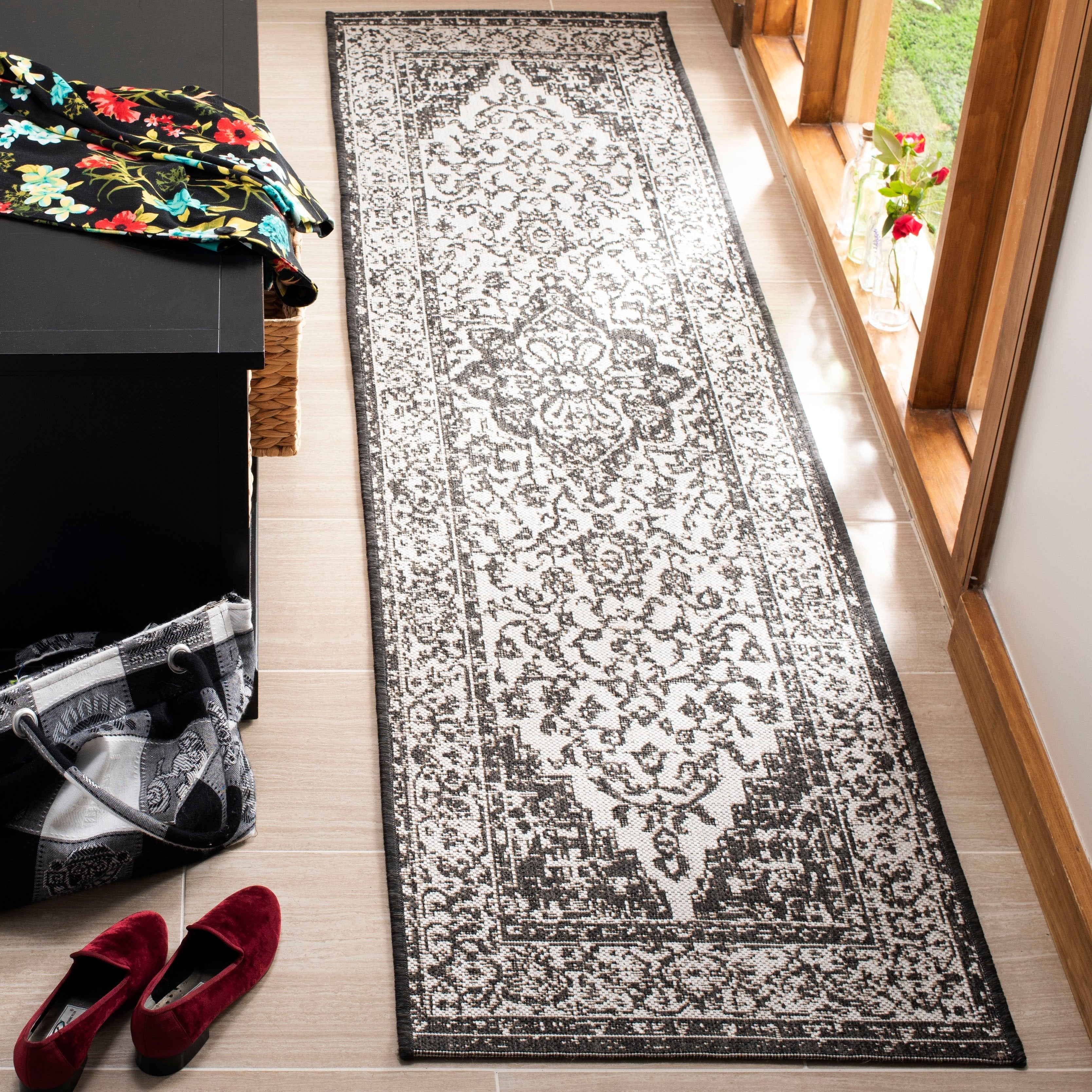 Tapis de jardin imperméable d'intérieur/extérieur SAFAVIEH Linden Louann