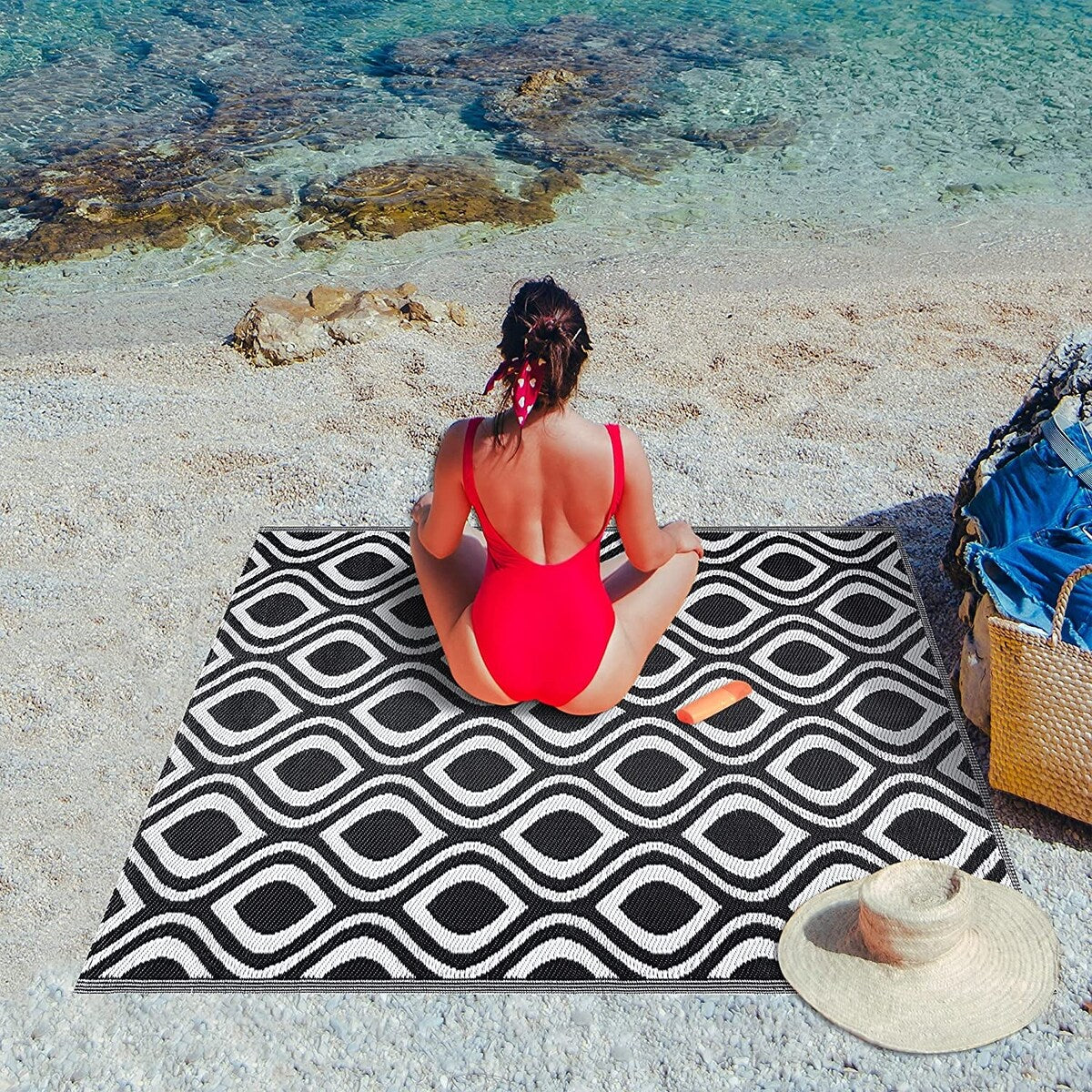 Tapis de sol d'extérieur léger et réversible en plastique recyclé Venice