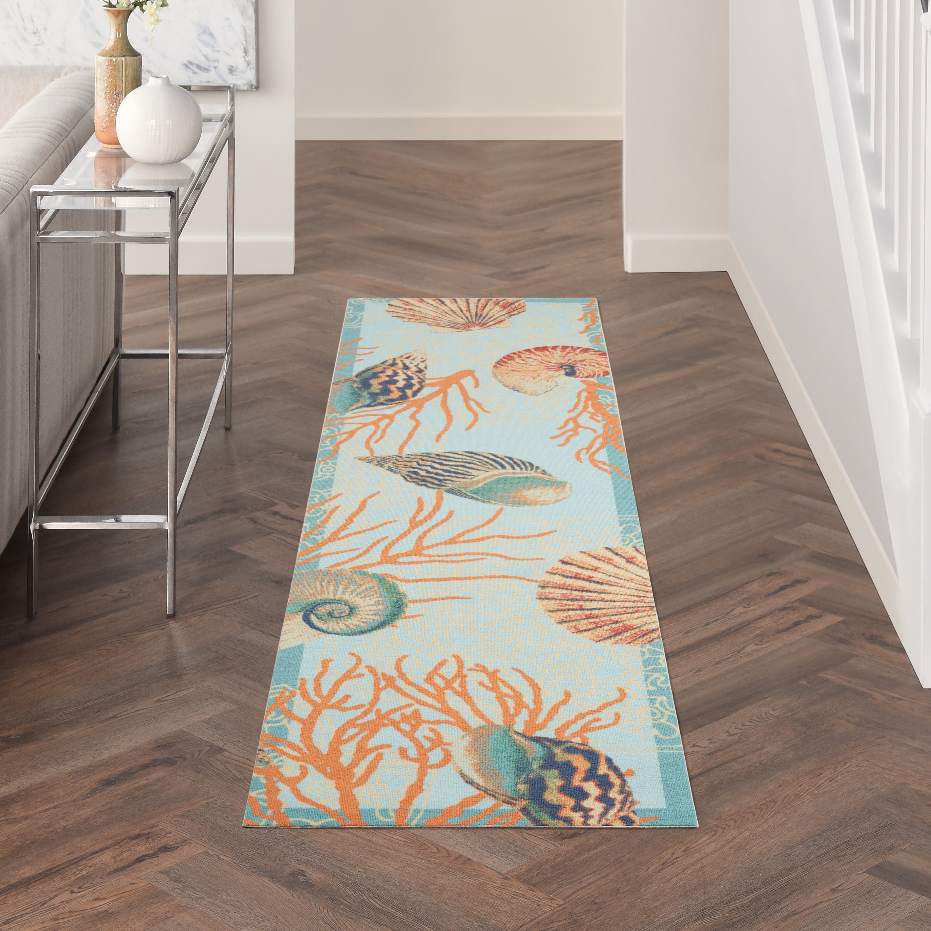 Tapis d'intérieur et d'extérieur Waverly Sun &amp; Shade Shore Thing à motif de coquillages tropicaux et floraux