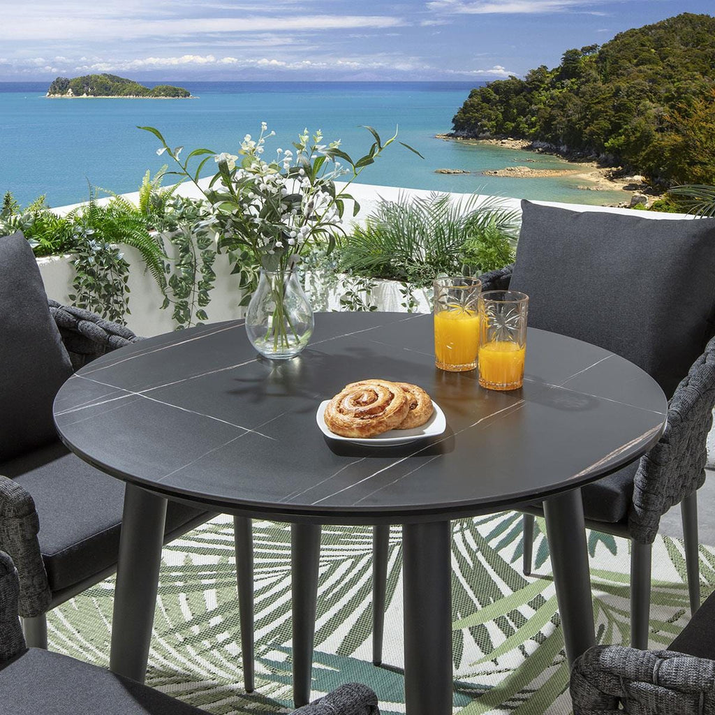 Ensemble de salle à manger d'extérieur rond Sundowner 4 places en céramique, coloris anthracite et noir